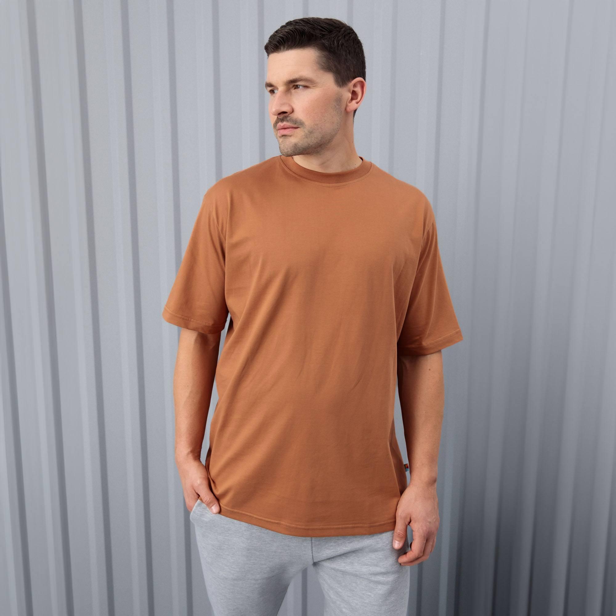 Karmelowy T-shirt oversize męski