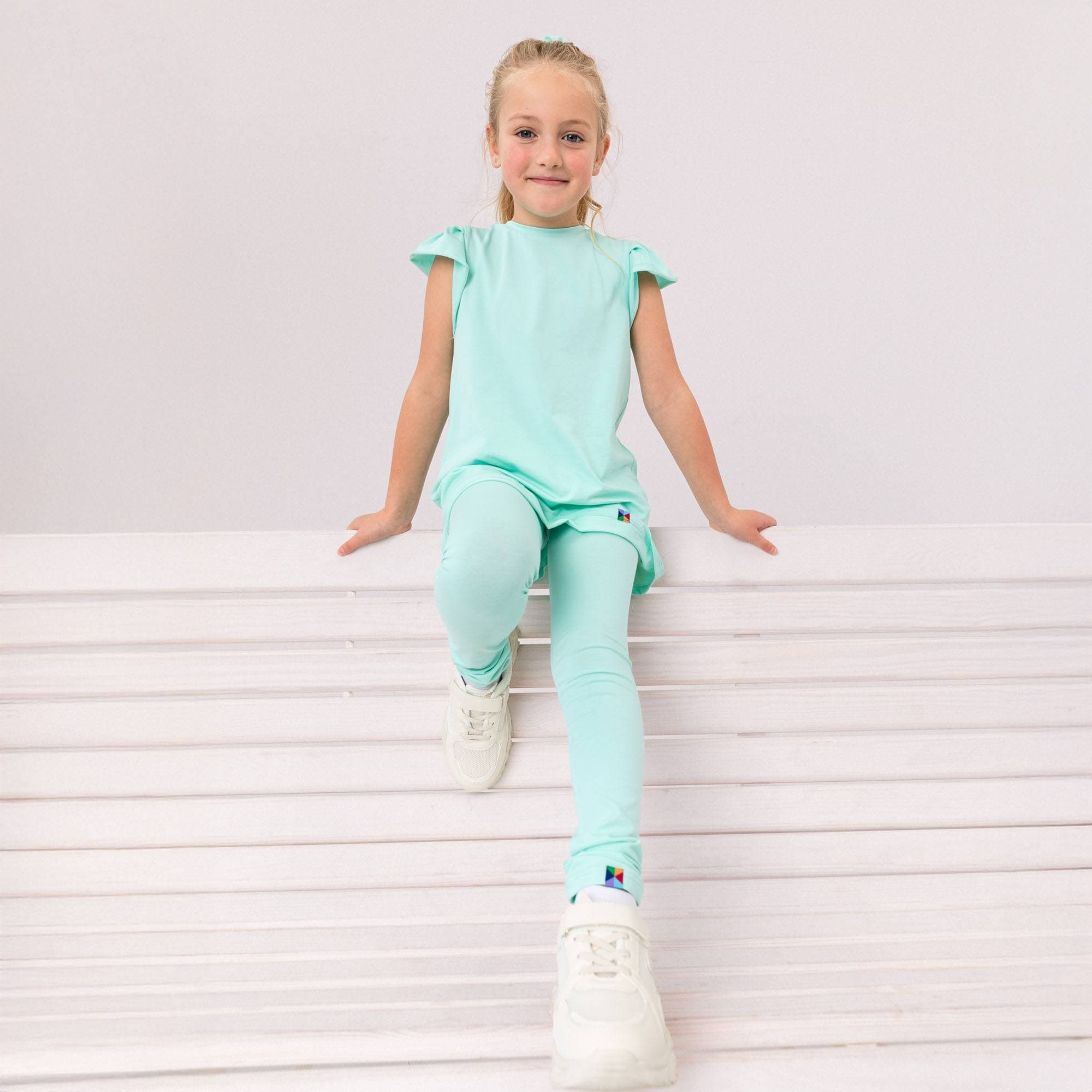 Miętowe legginsy