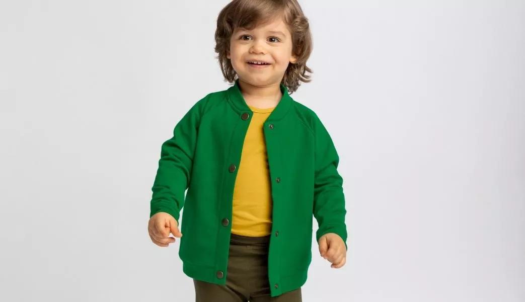 zielone ubranie dla dziecka