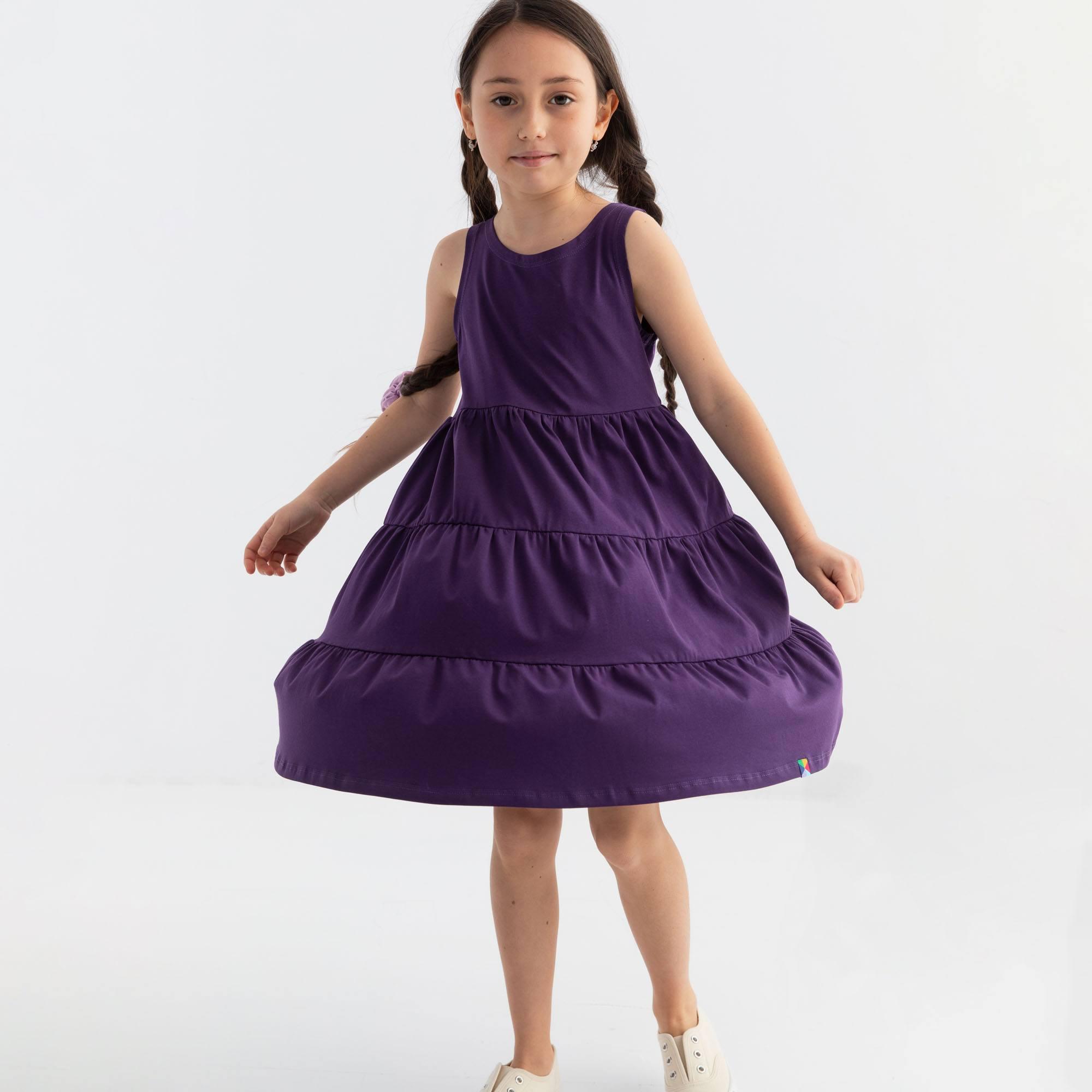 Fioletowa sukienka bez rękawów