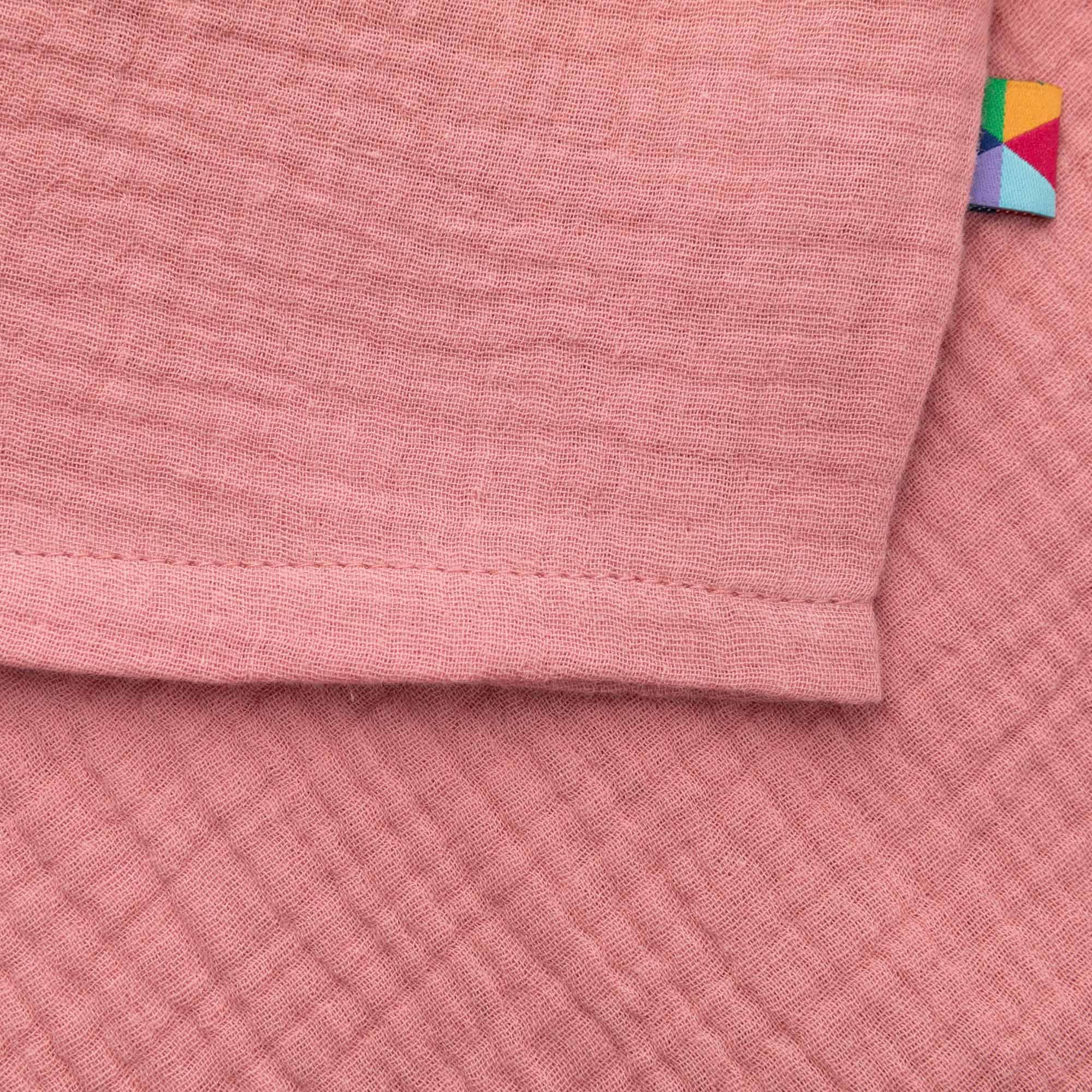Różowa koszulka muślinowa
