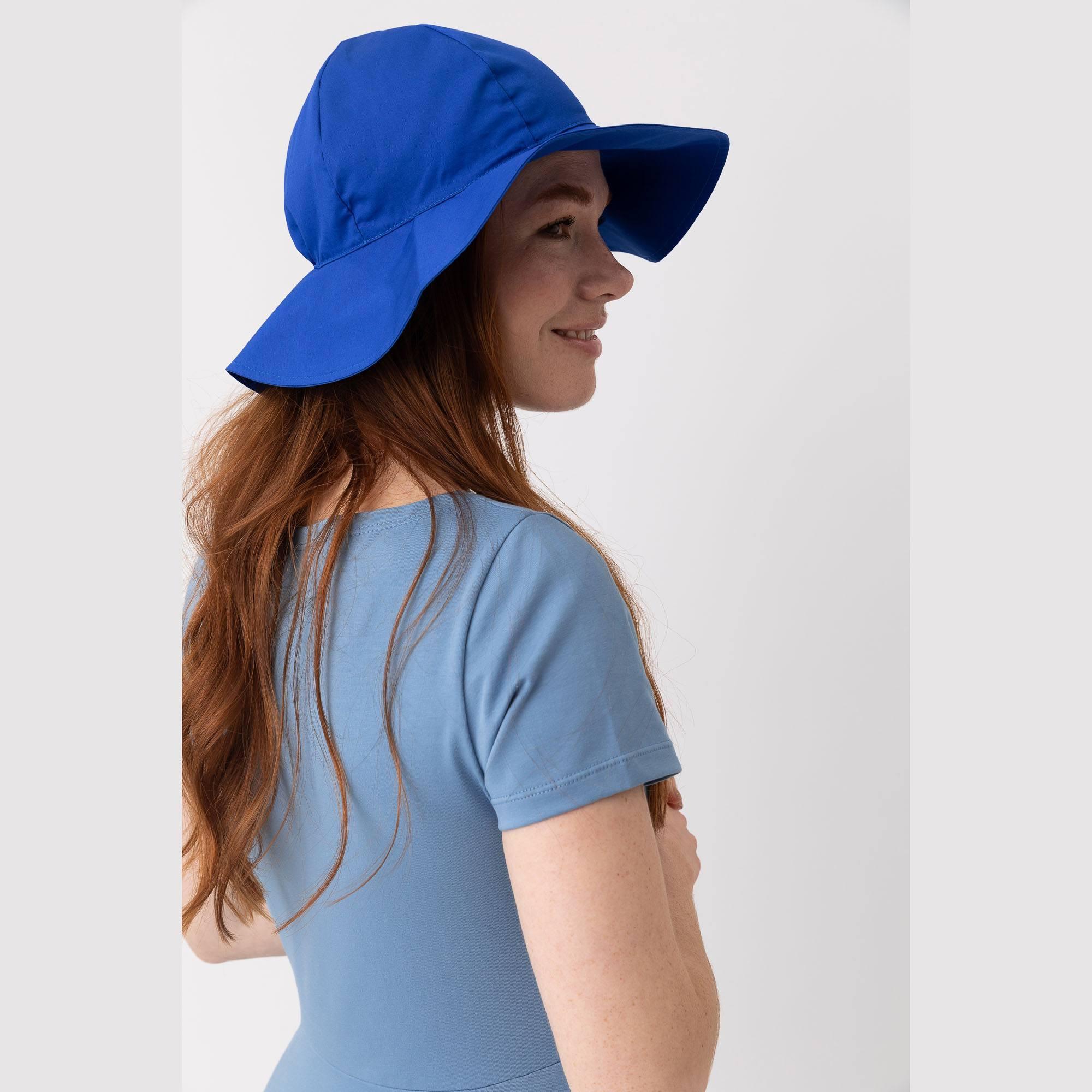 Niebieski kapelusz z rondem damski