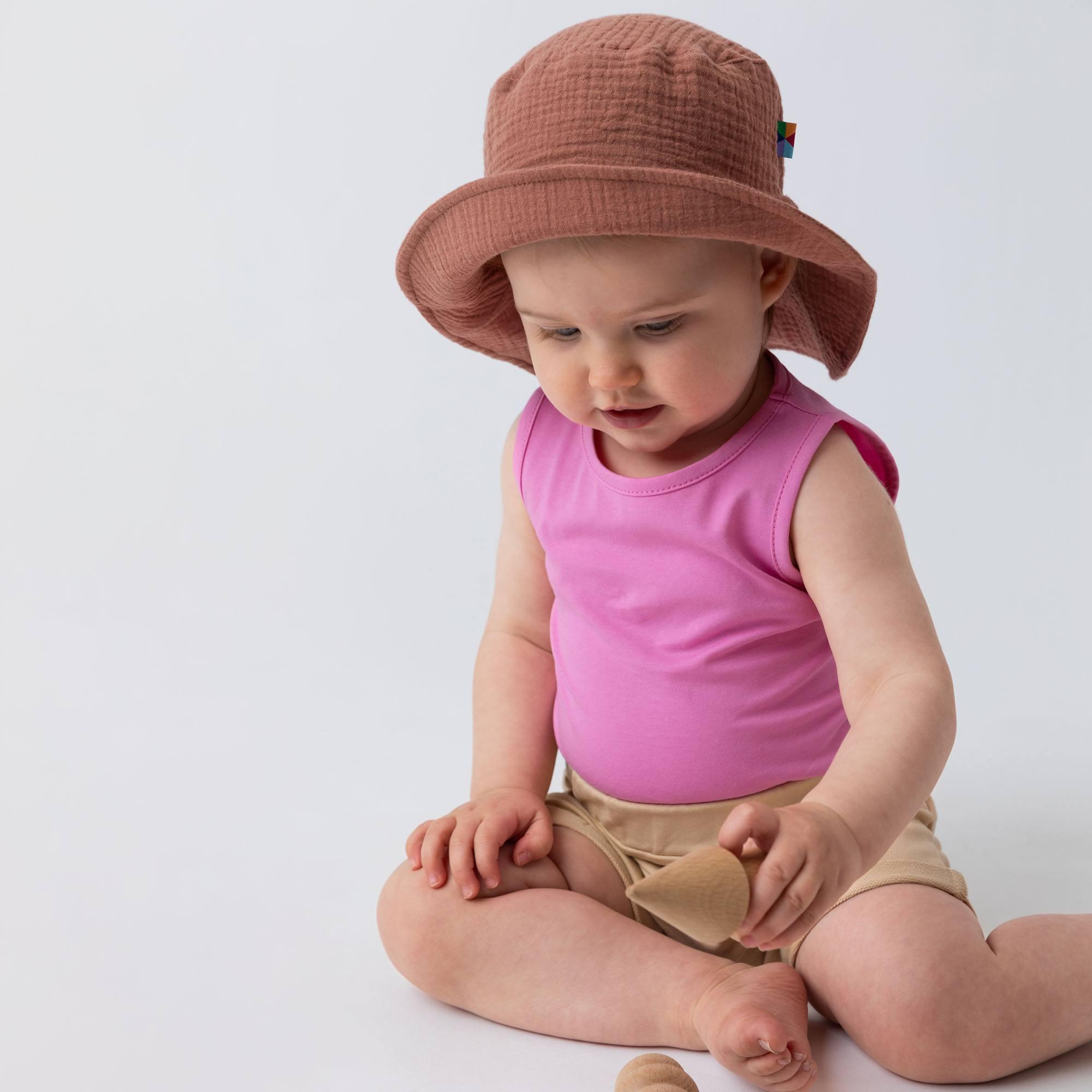 Karmelowy kapelusz muślinowy niemowlę