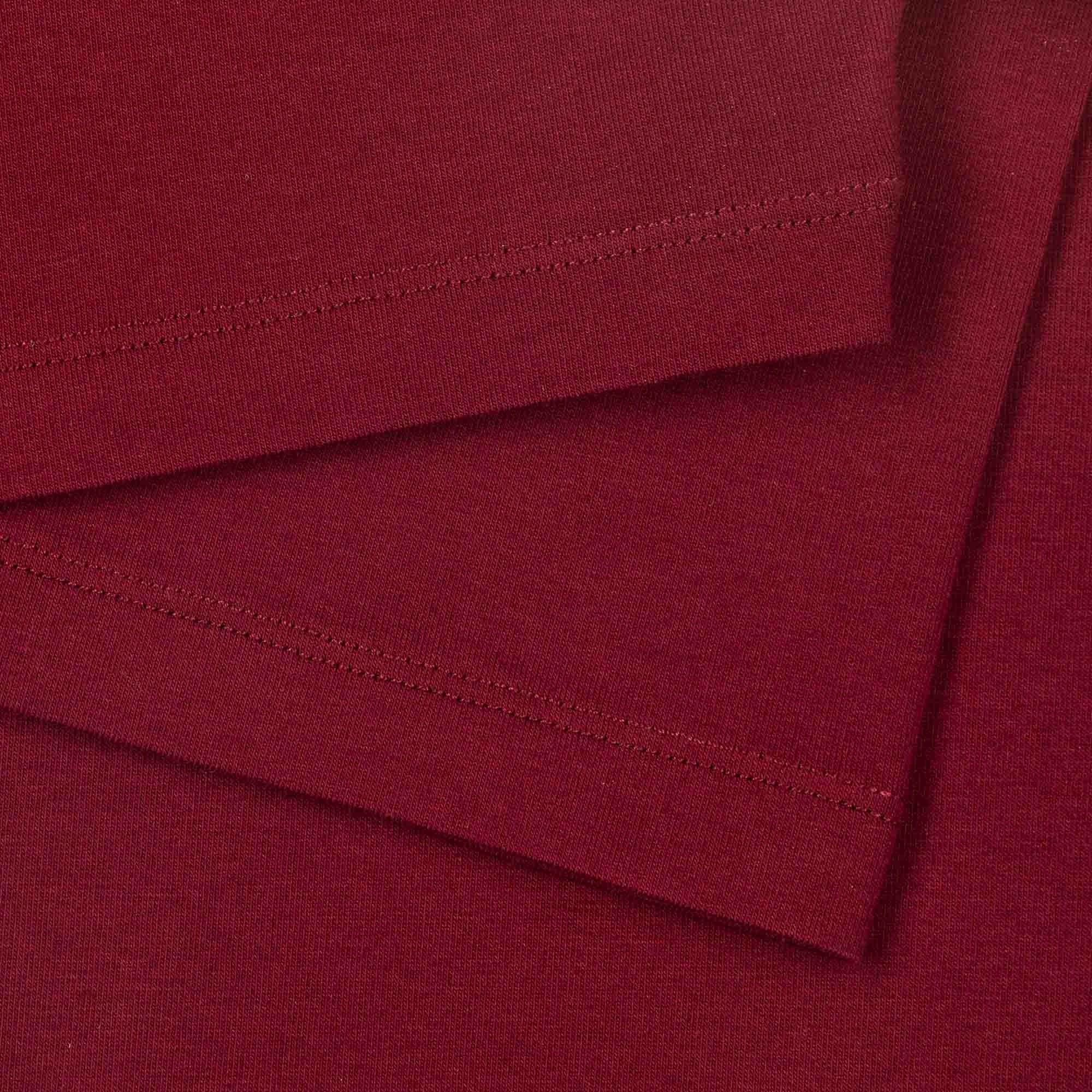 Bordowy t-shirt w serek męski