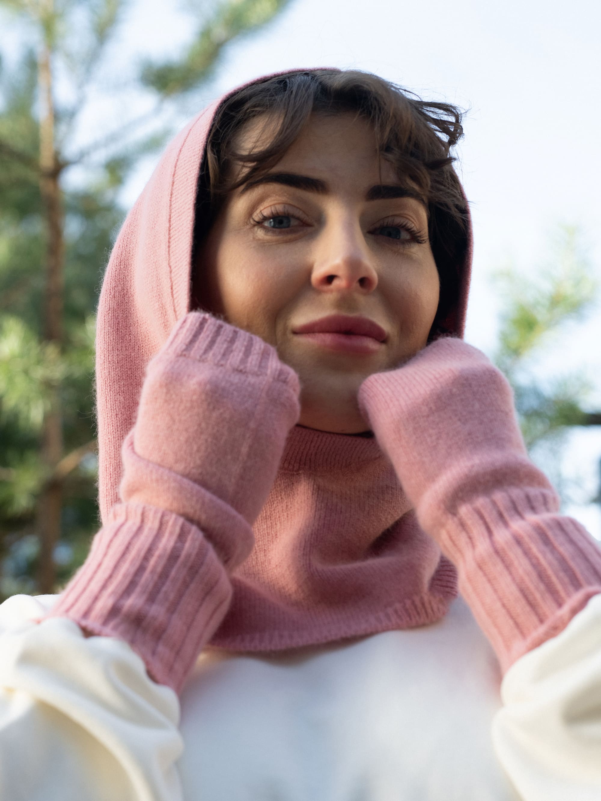 Dusty pink cashmere wool balaclava with cashmere