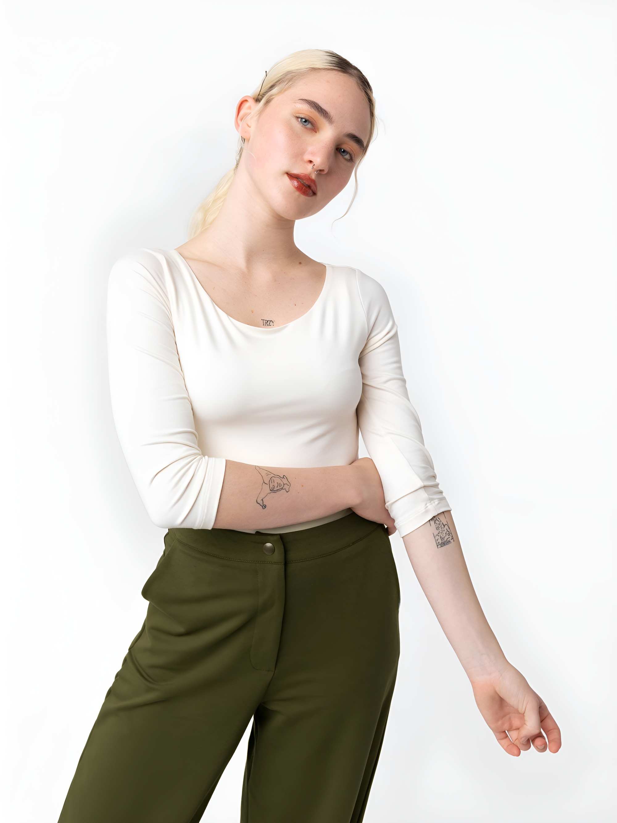 Ecru body z rękawem 3/4 damskie