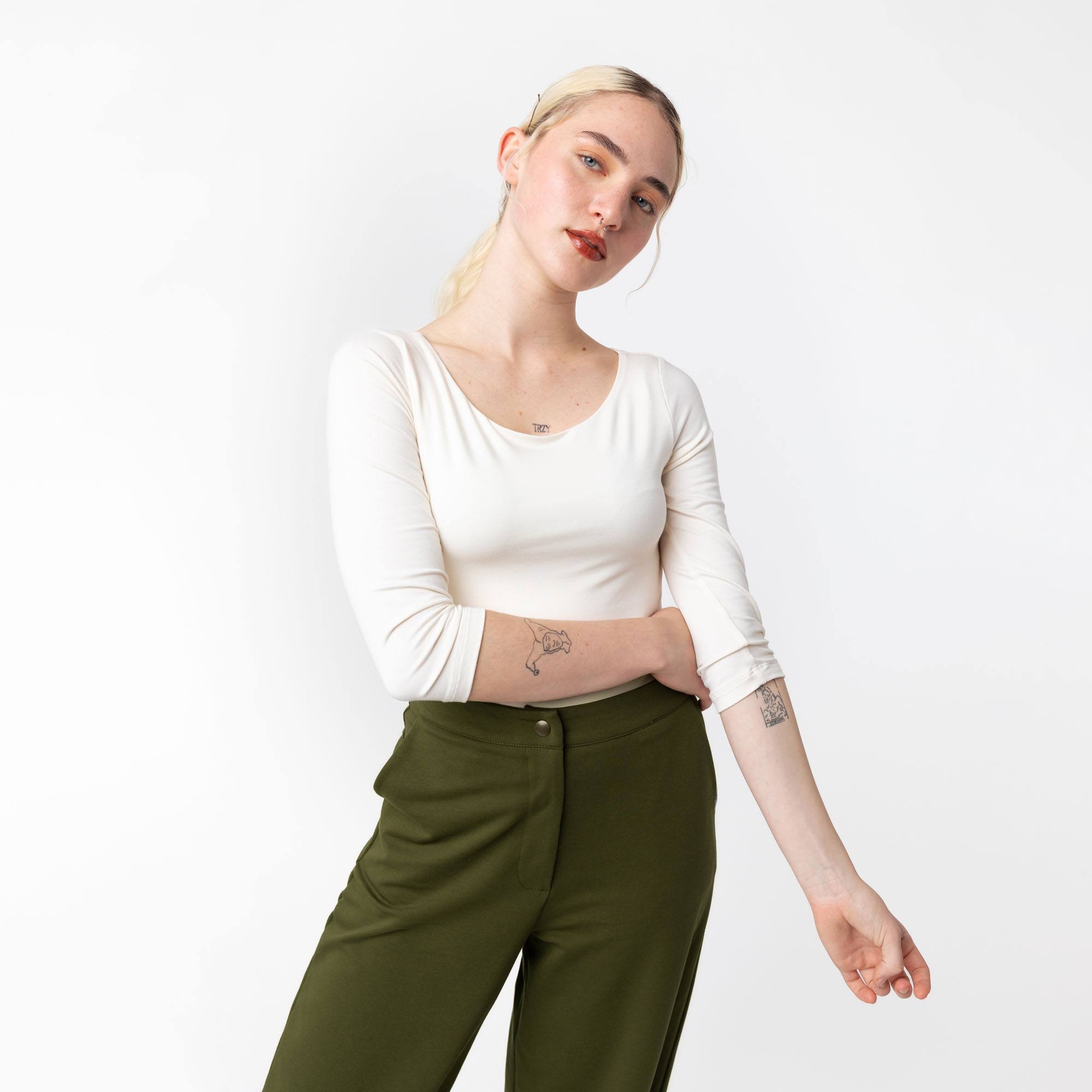 Ecru body z rękawem 3/4 damskie