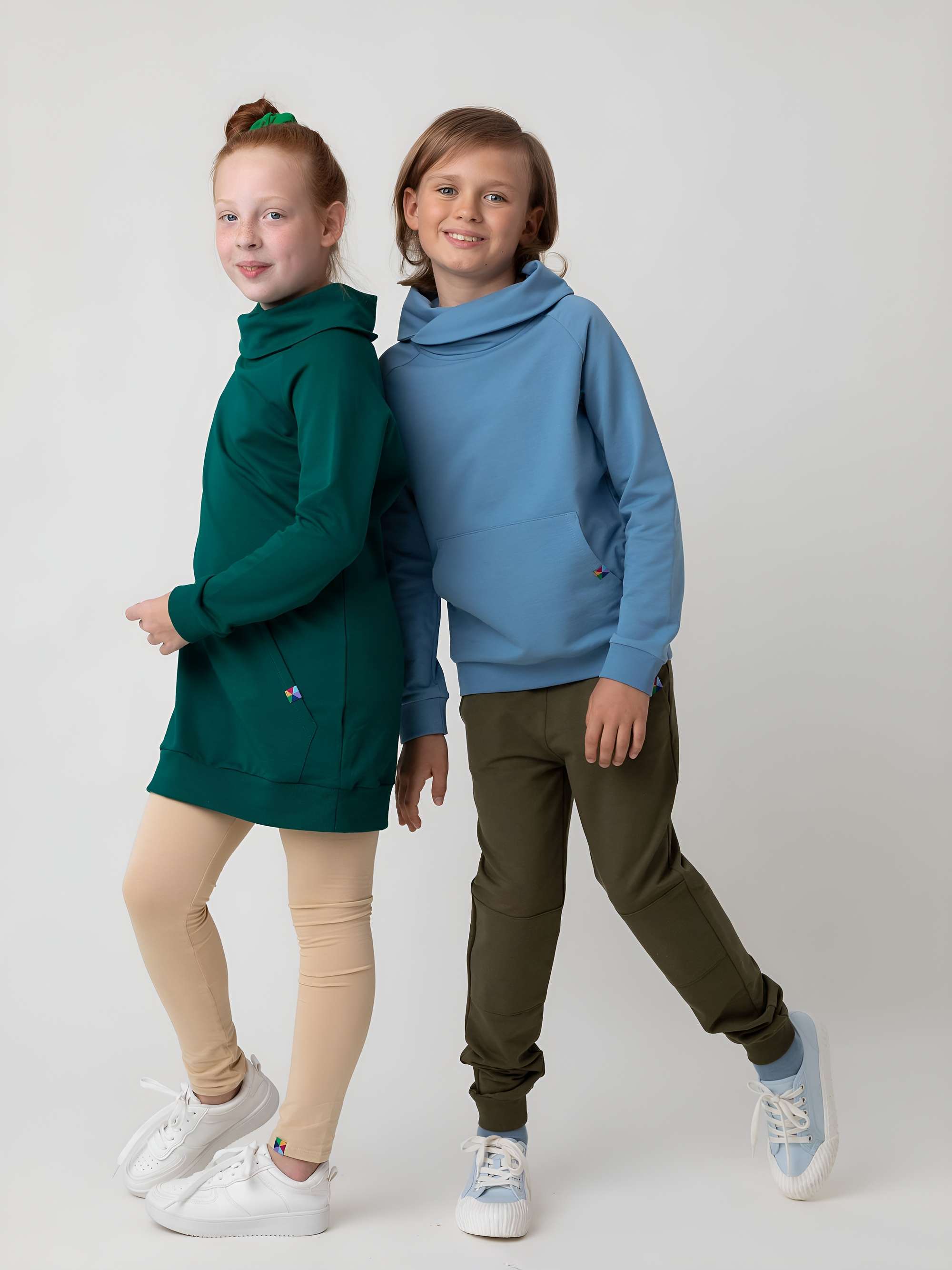 Beżowe legginsy