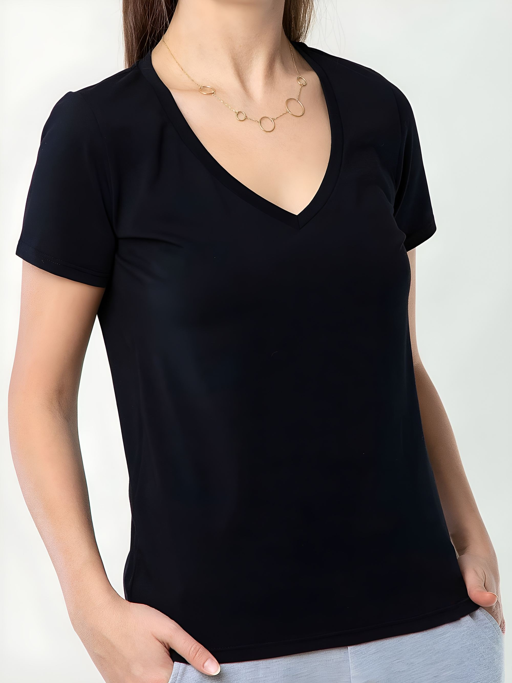 Czarny T-shirt damski
