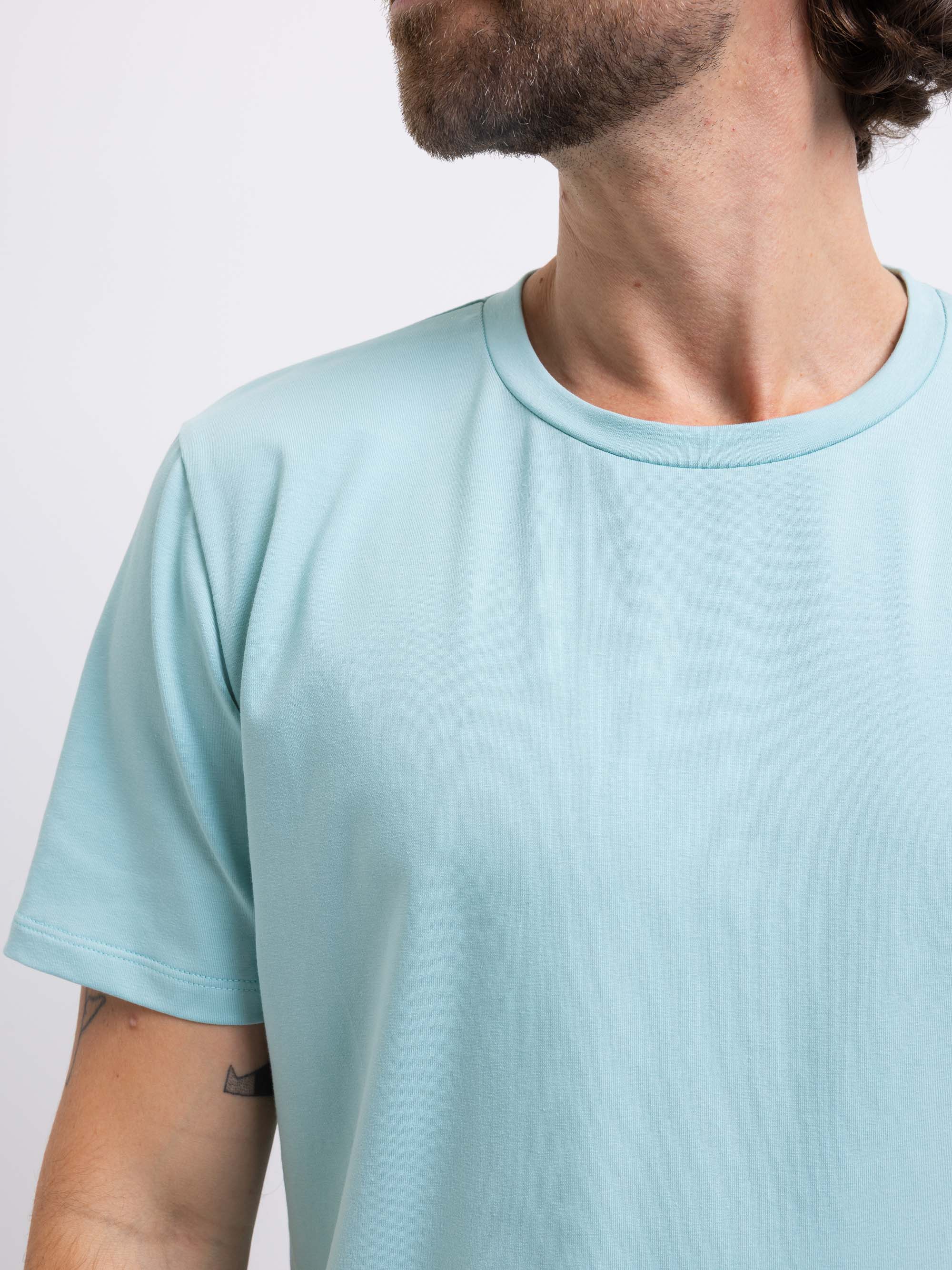 Jasnoturkusowy T-shirt męski