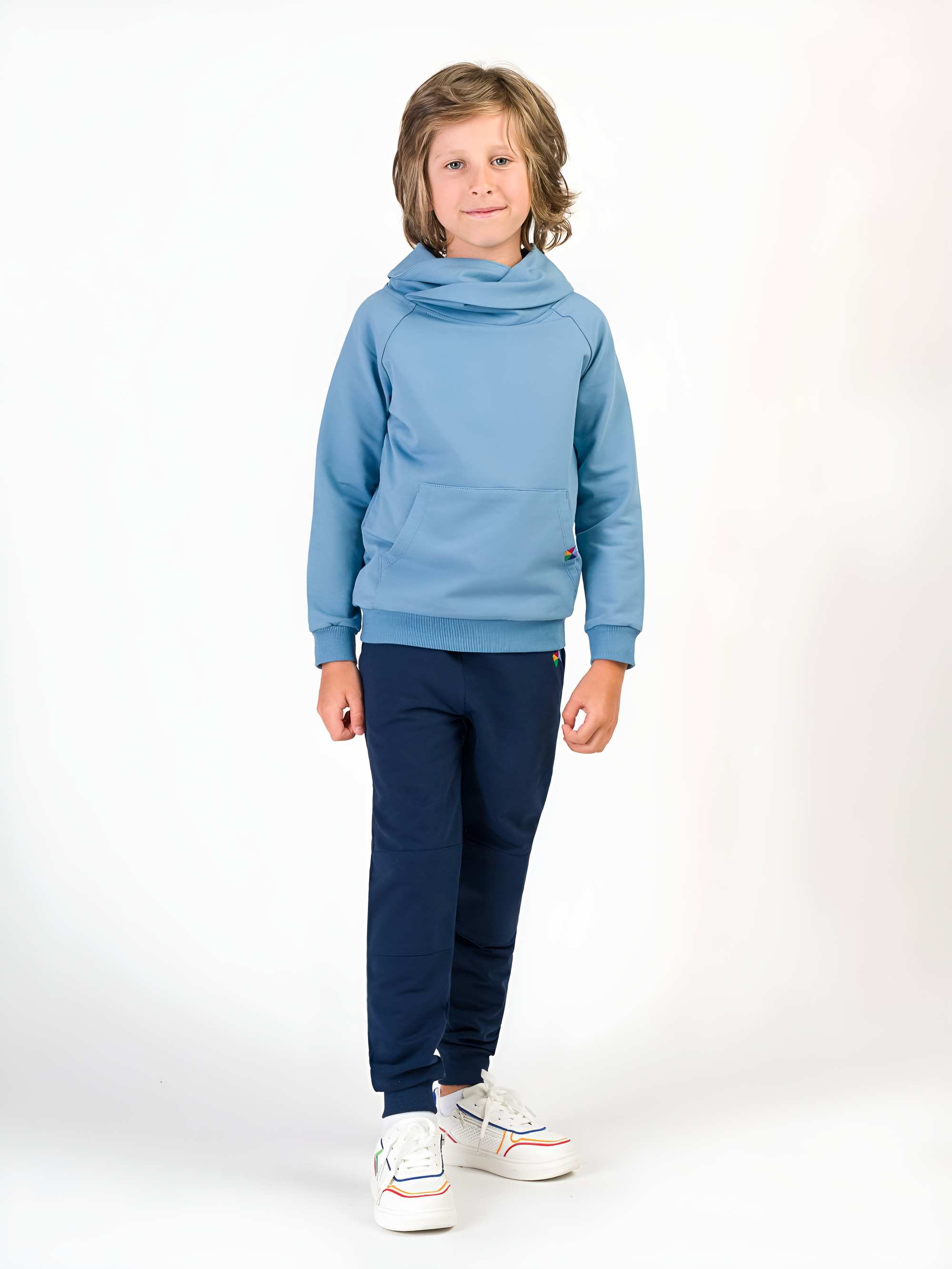Błękitna bluza z szalem