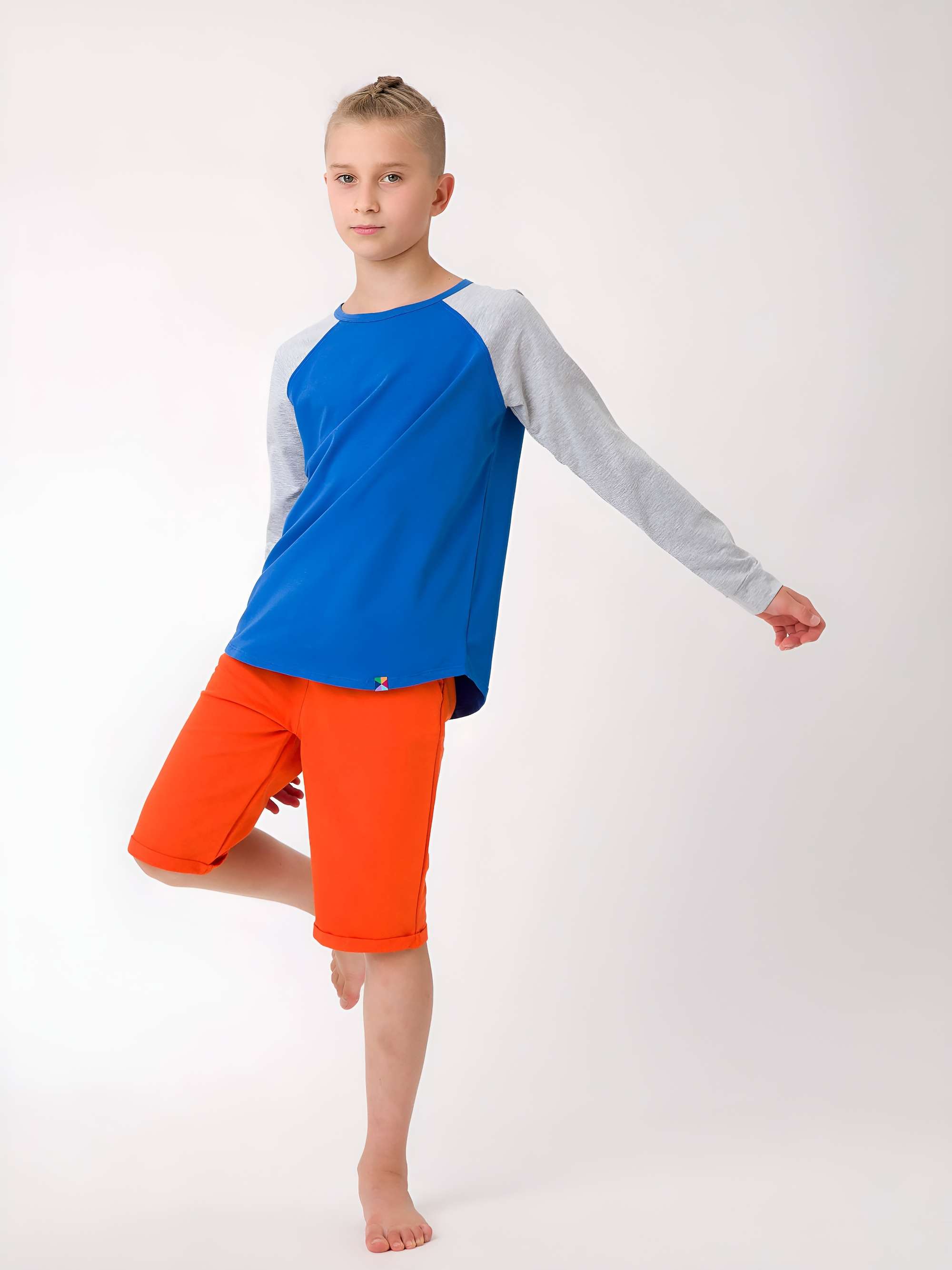 Pomarańczowe spodenki Junior
