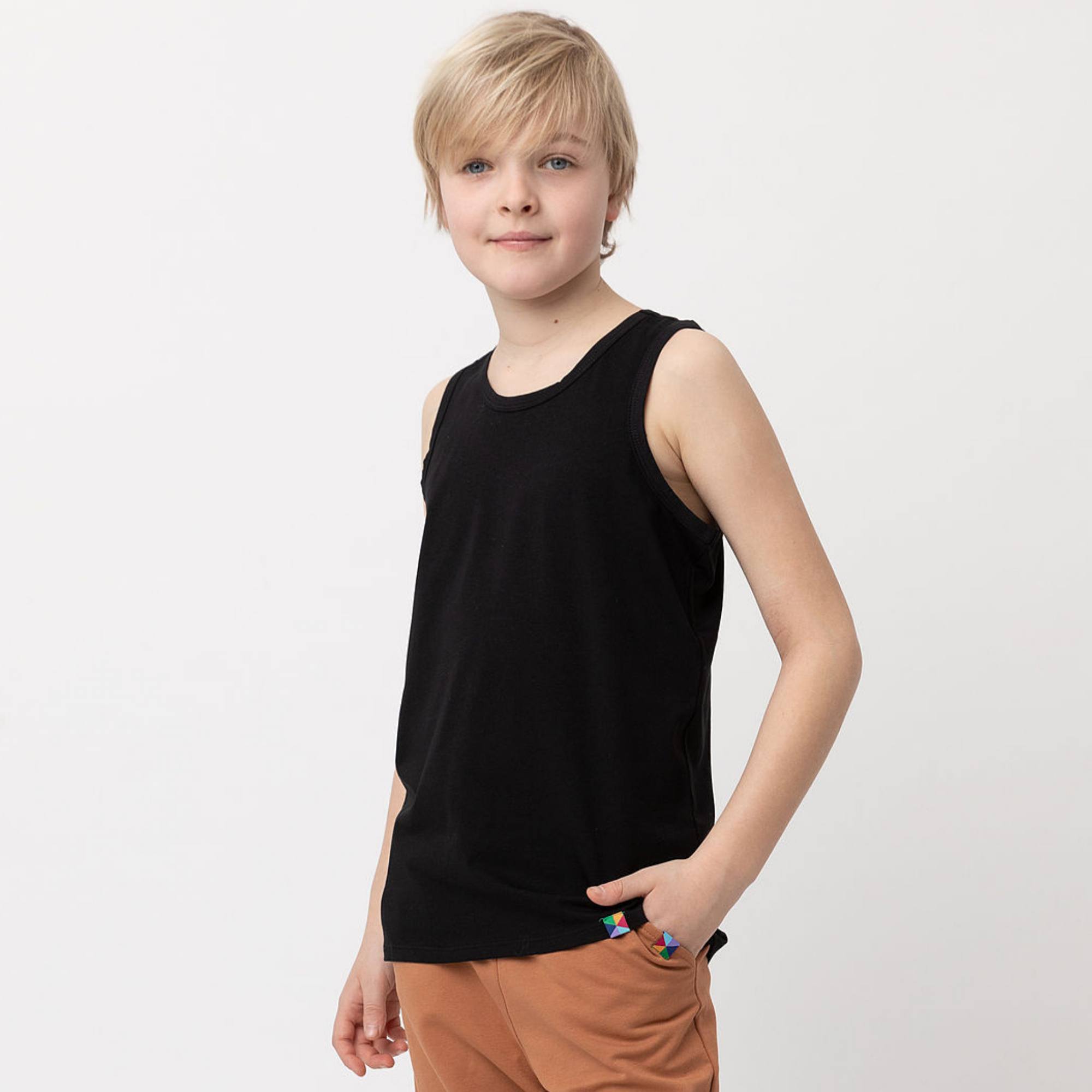 Czarna koszulka bokserka Junior