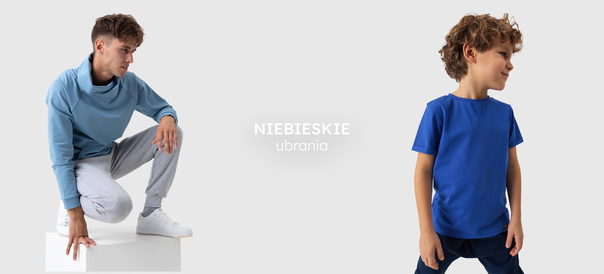 niebieski strój