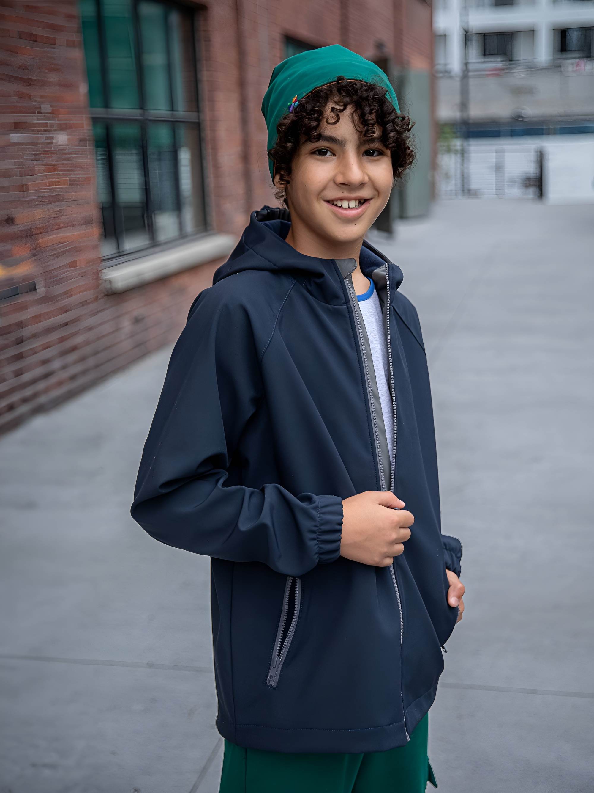 Granatowa kurtka softshell Junior