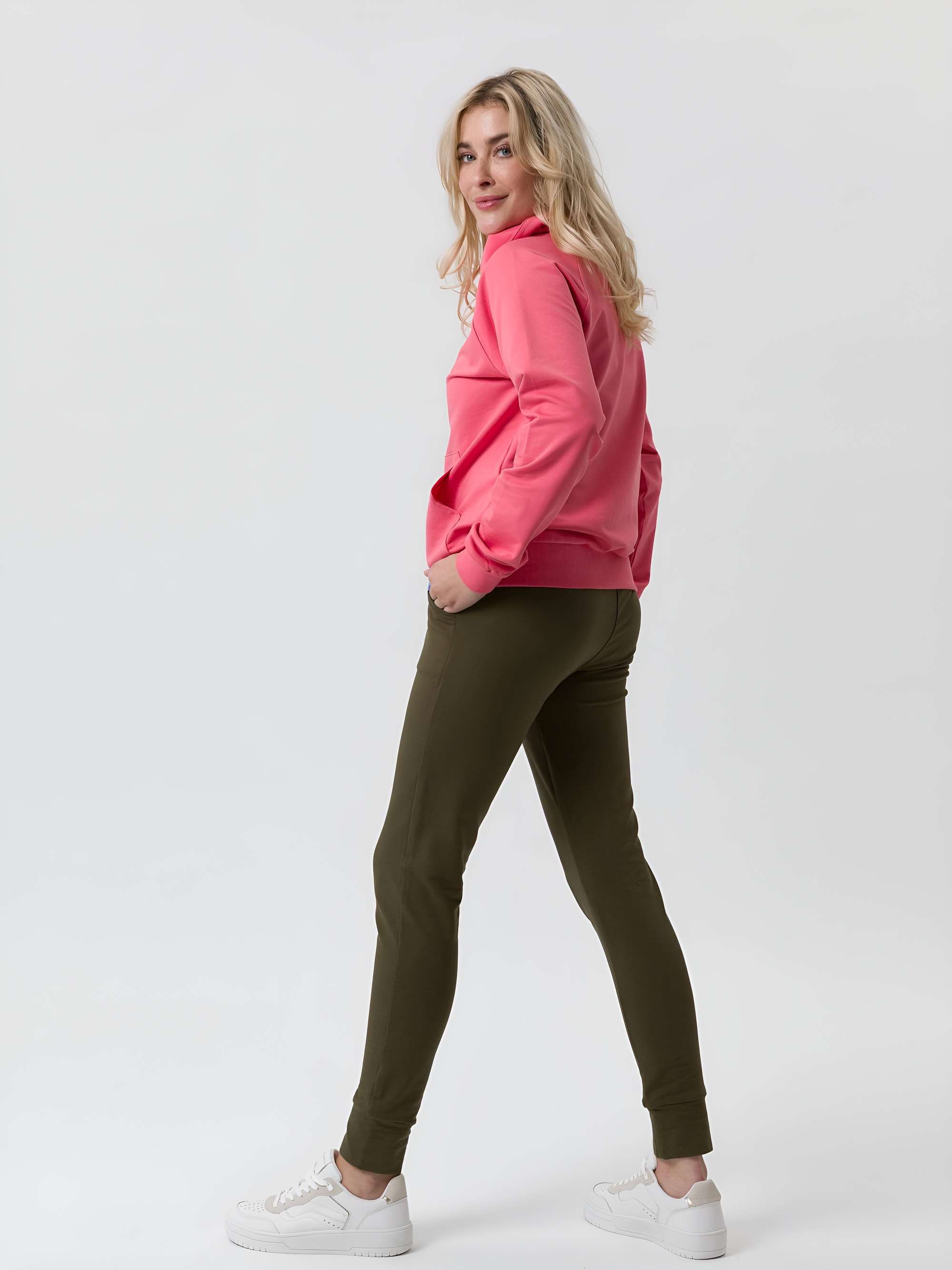 Khaki spodnie dresowe damskie