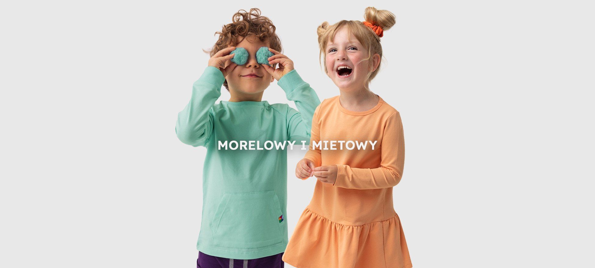 kolor miętowy i morelowy