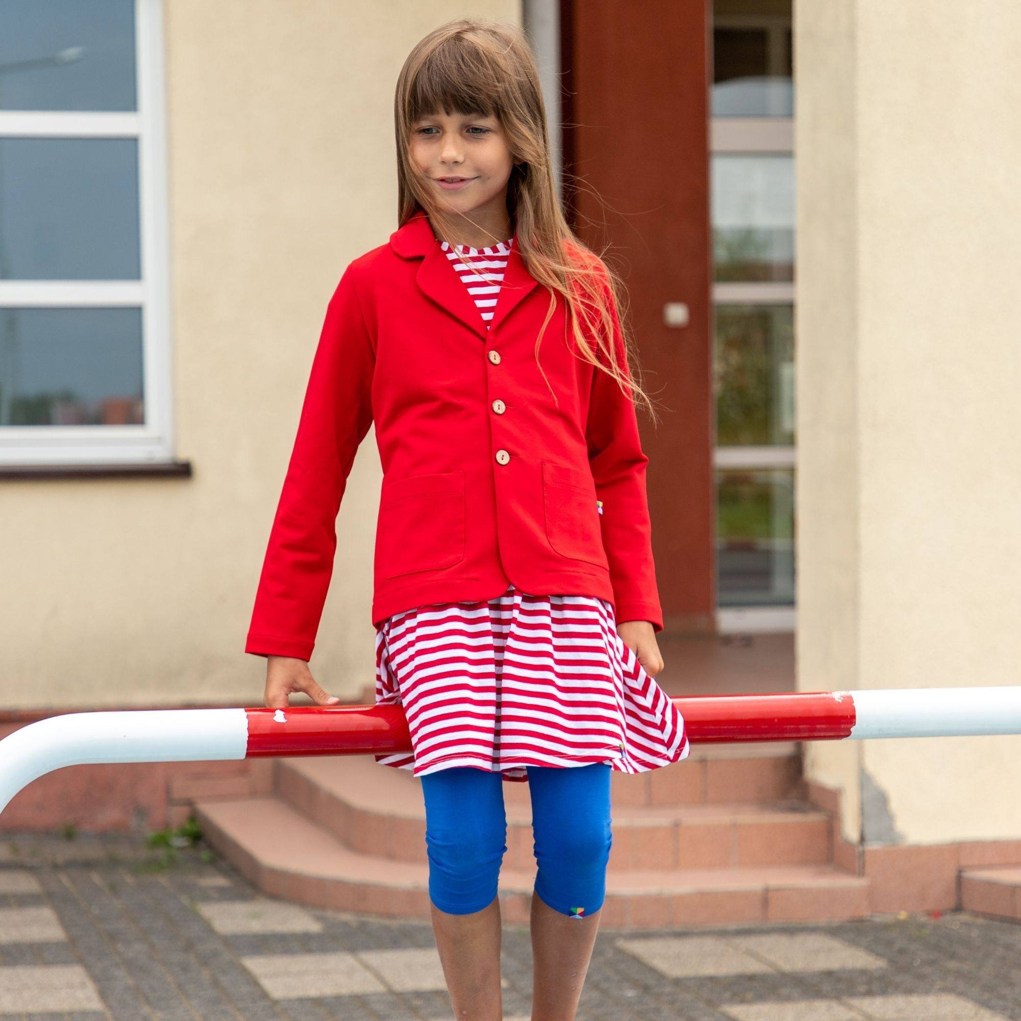Czerwona marynarka dresowa