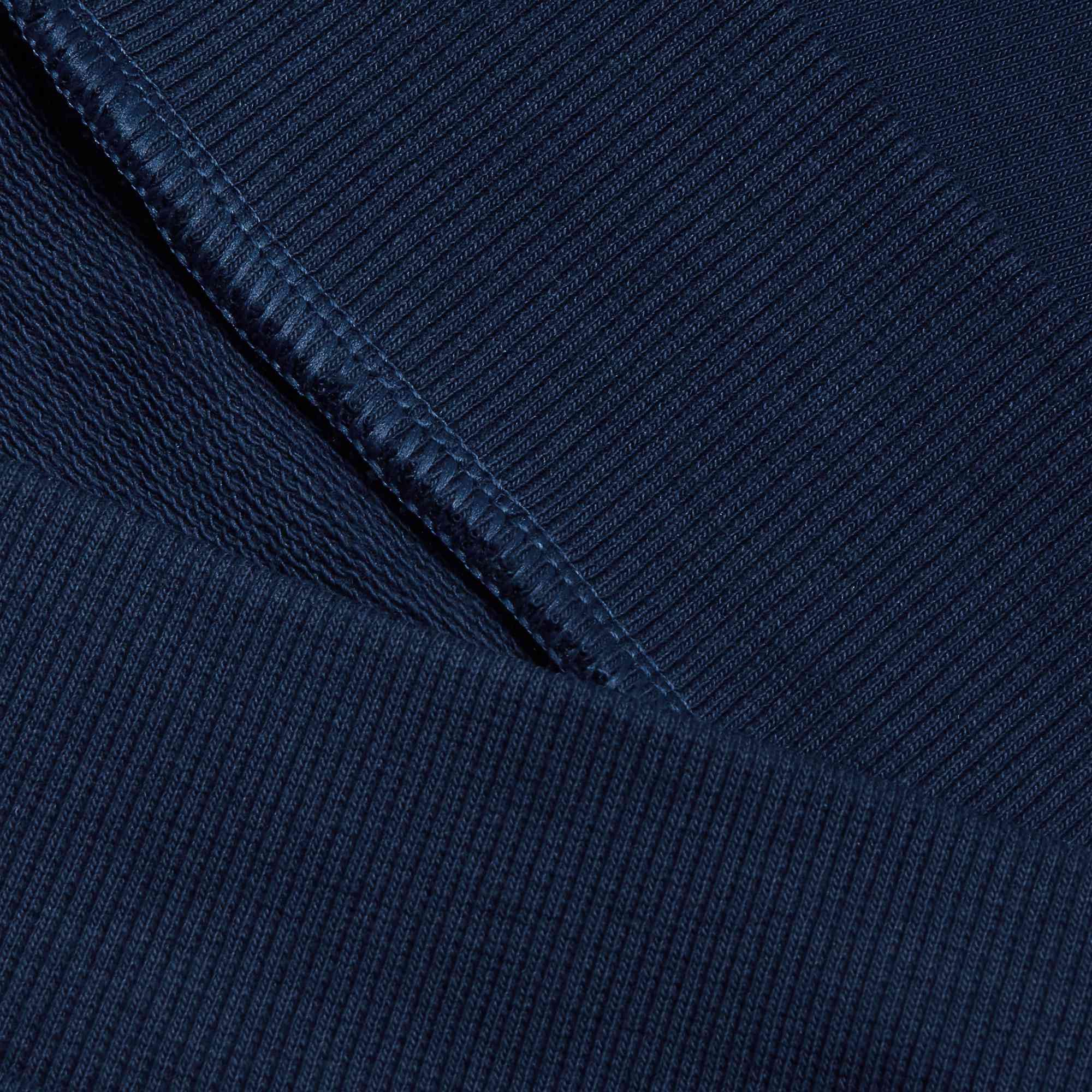 Granatowa bluza z szalem
