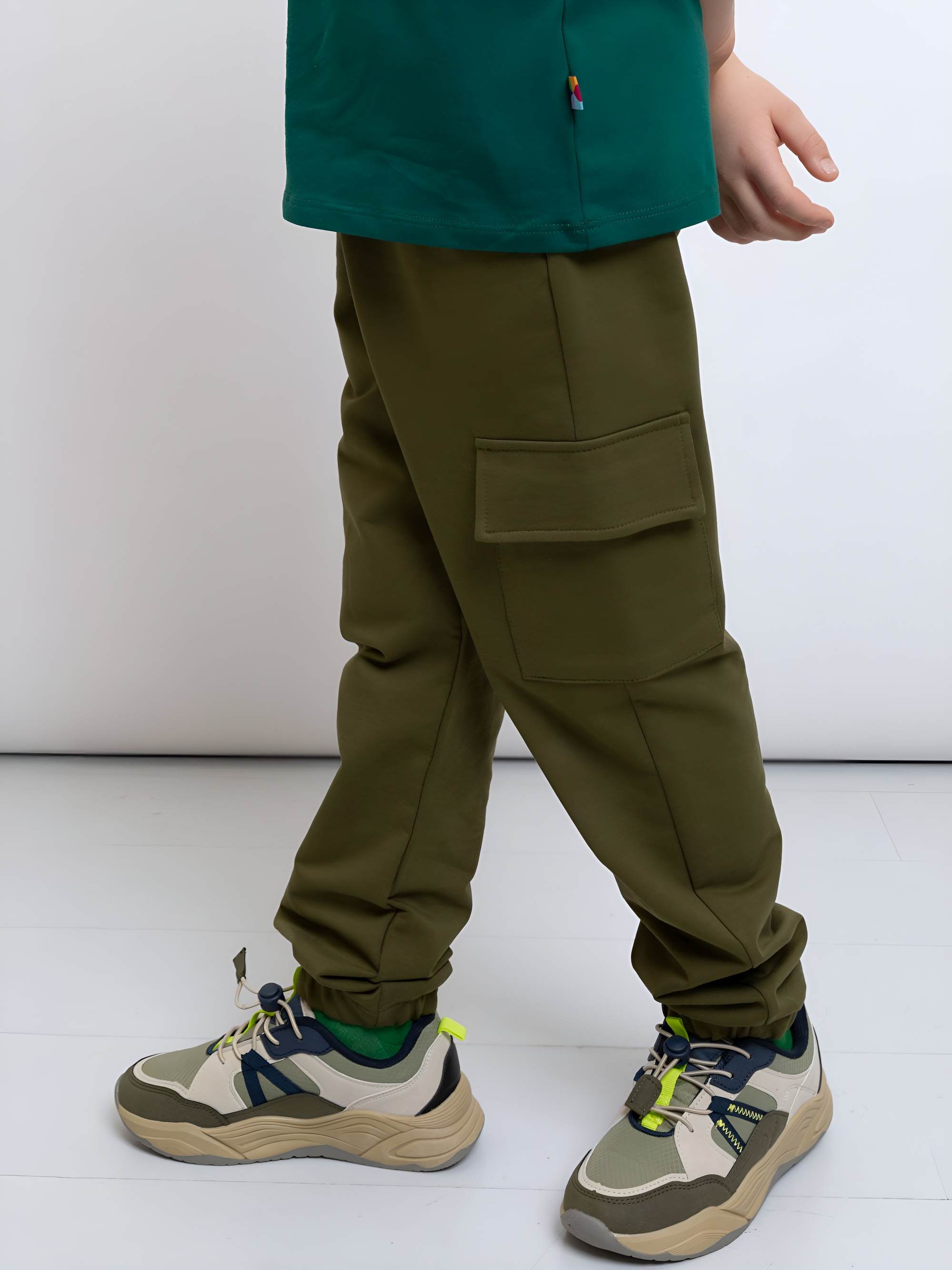 Khaki spodnie bojówki