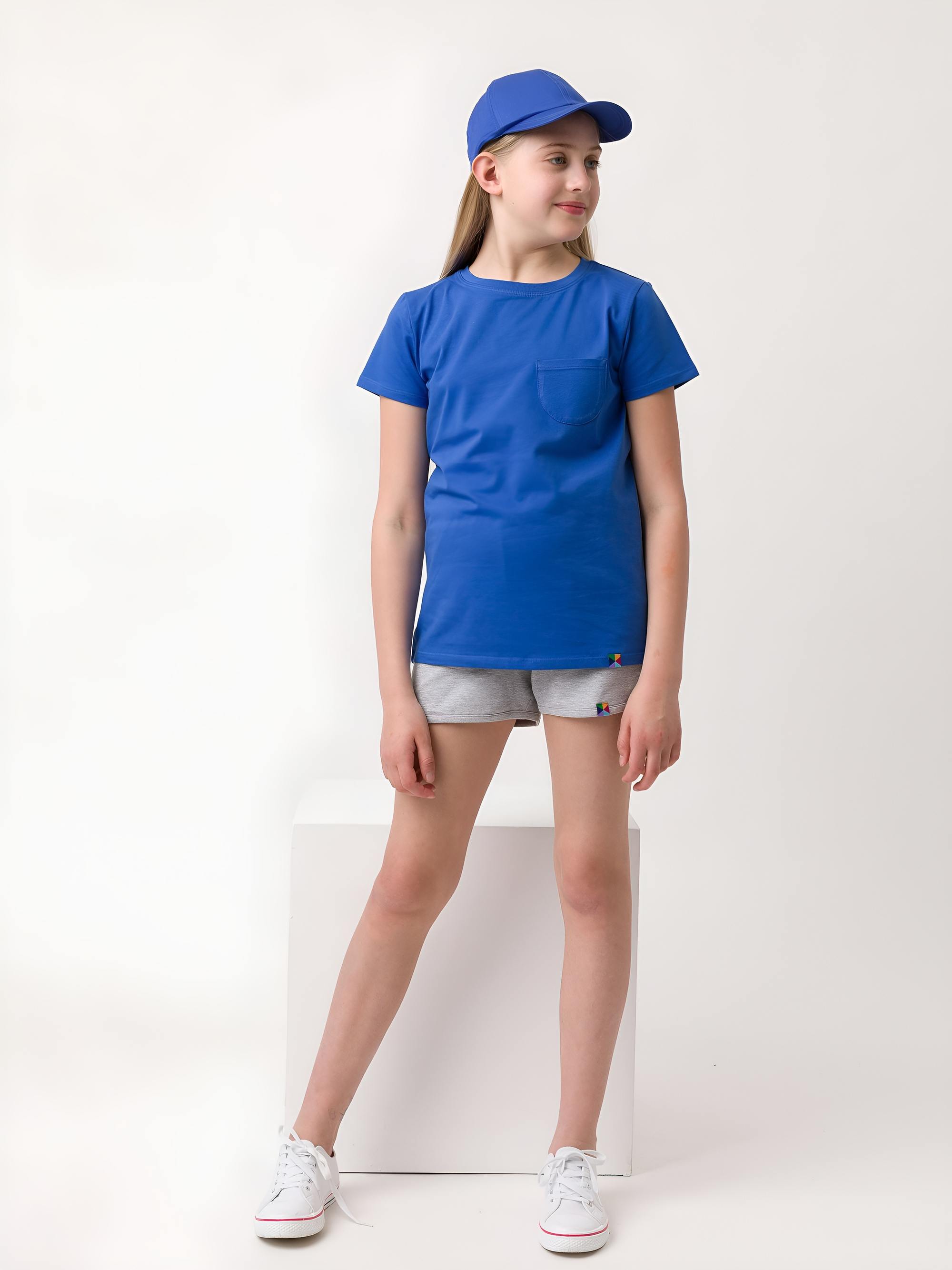 Niebieski T-shirt z kieszonką Junior