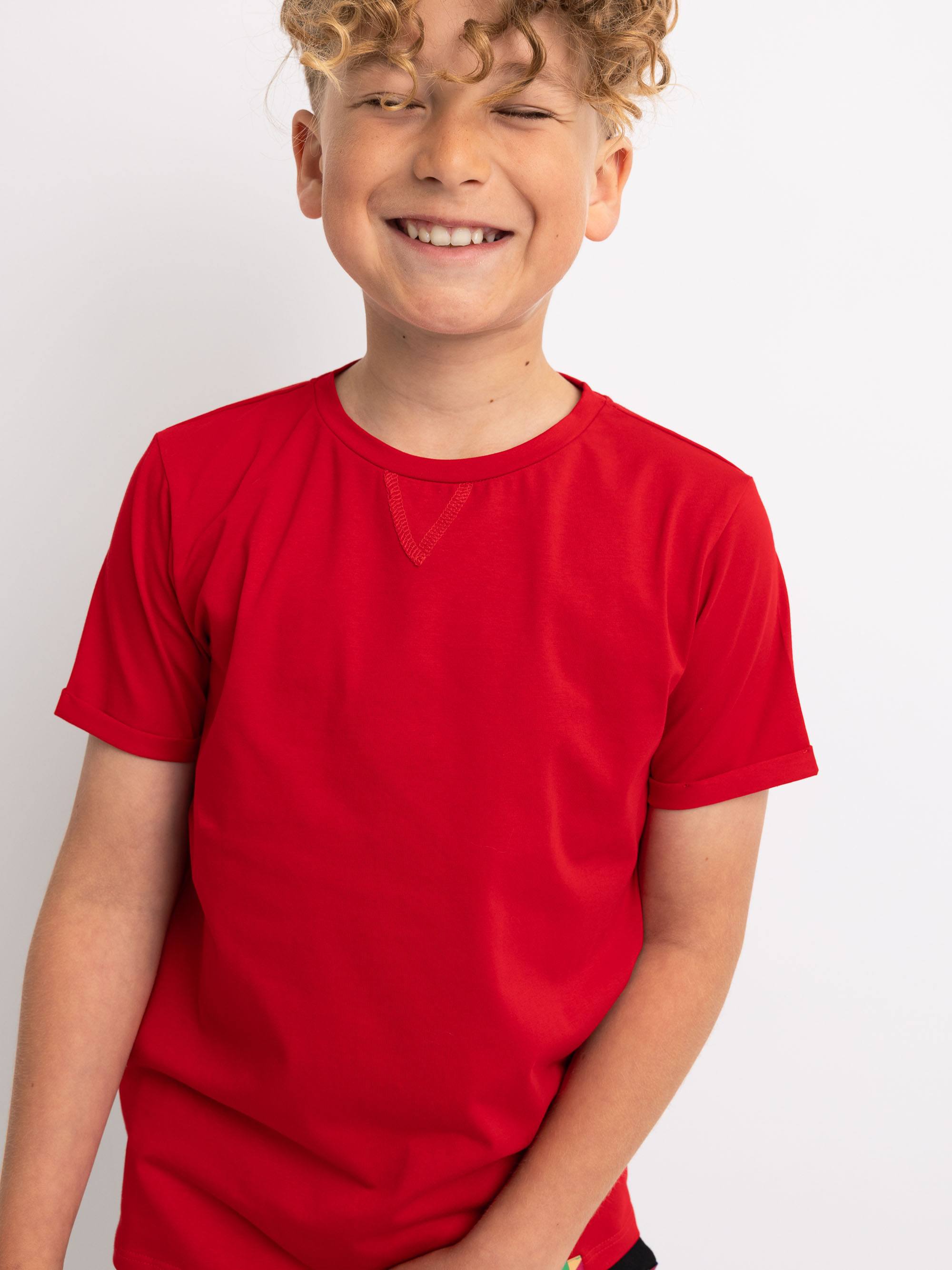 Czerwony T-shirt