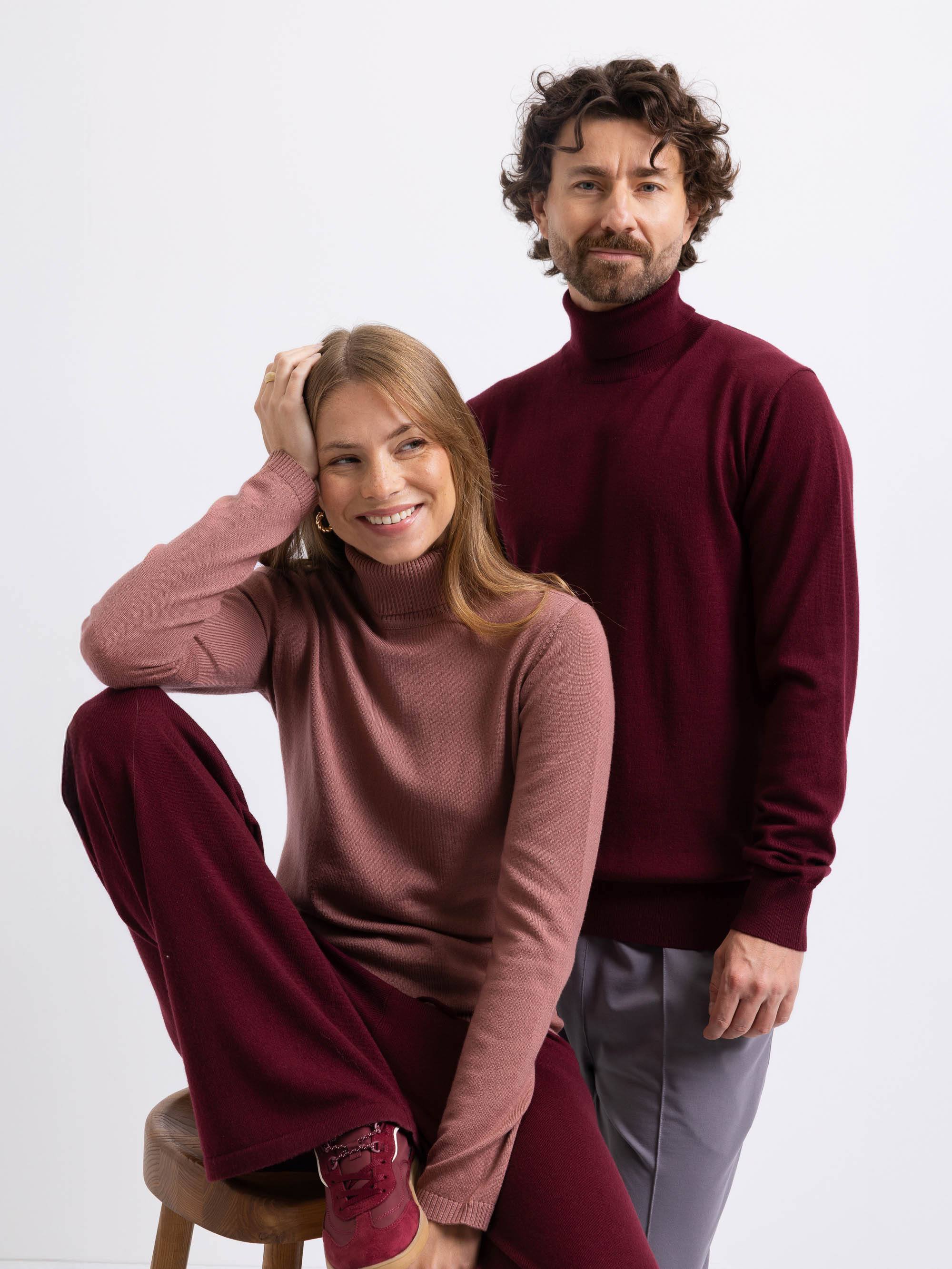 Bordowy golf z wełny merino męski