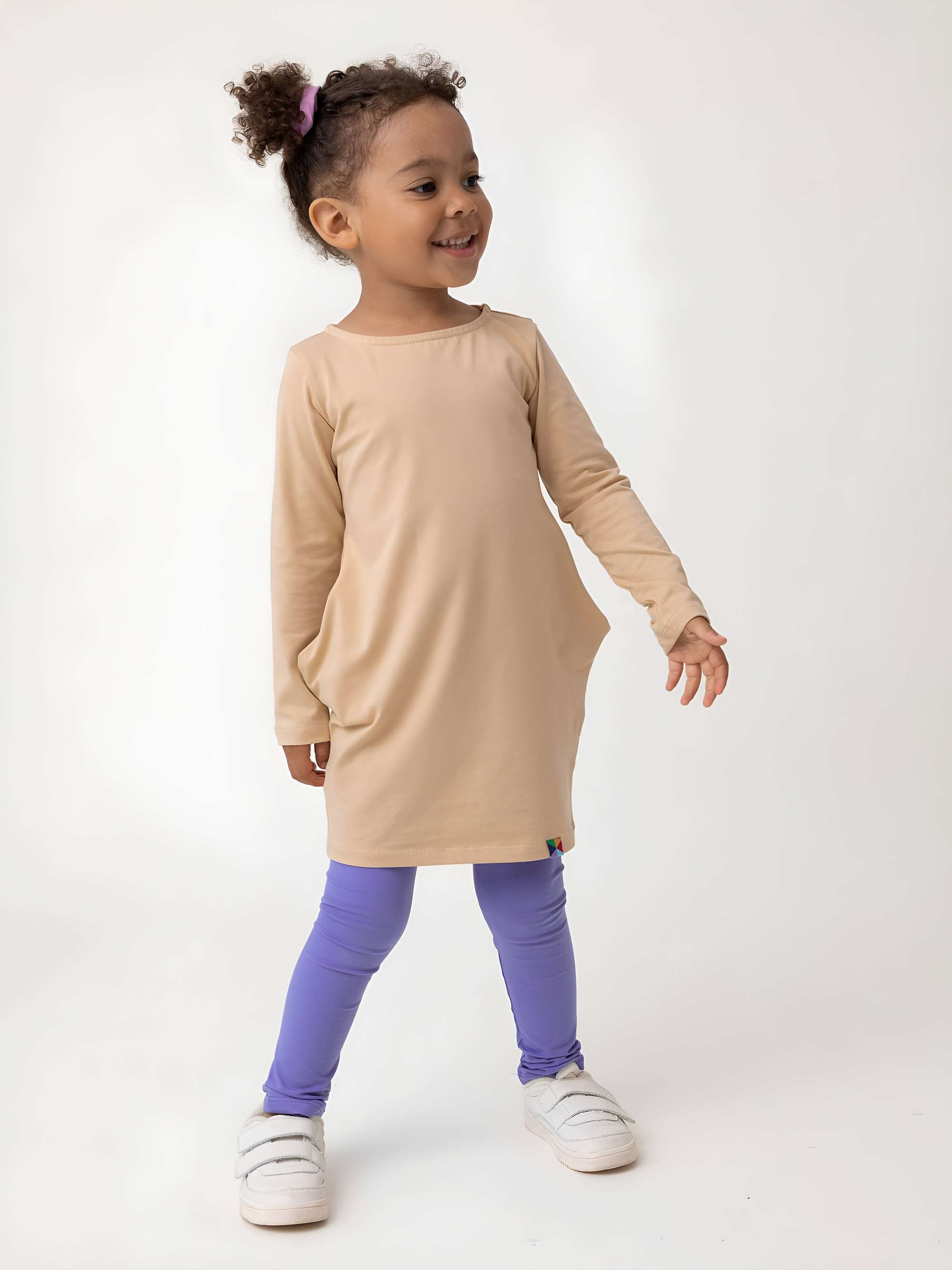 Barwinkowe legginsy