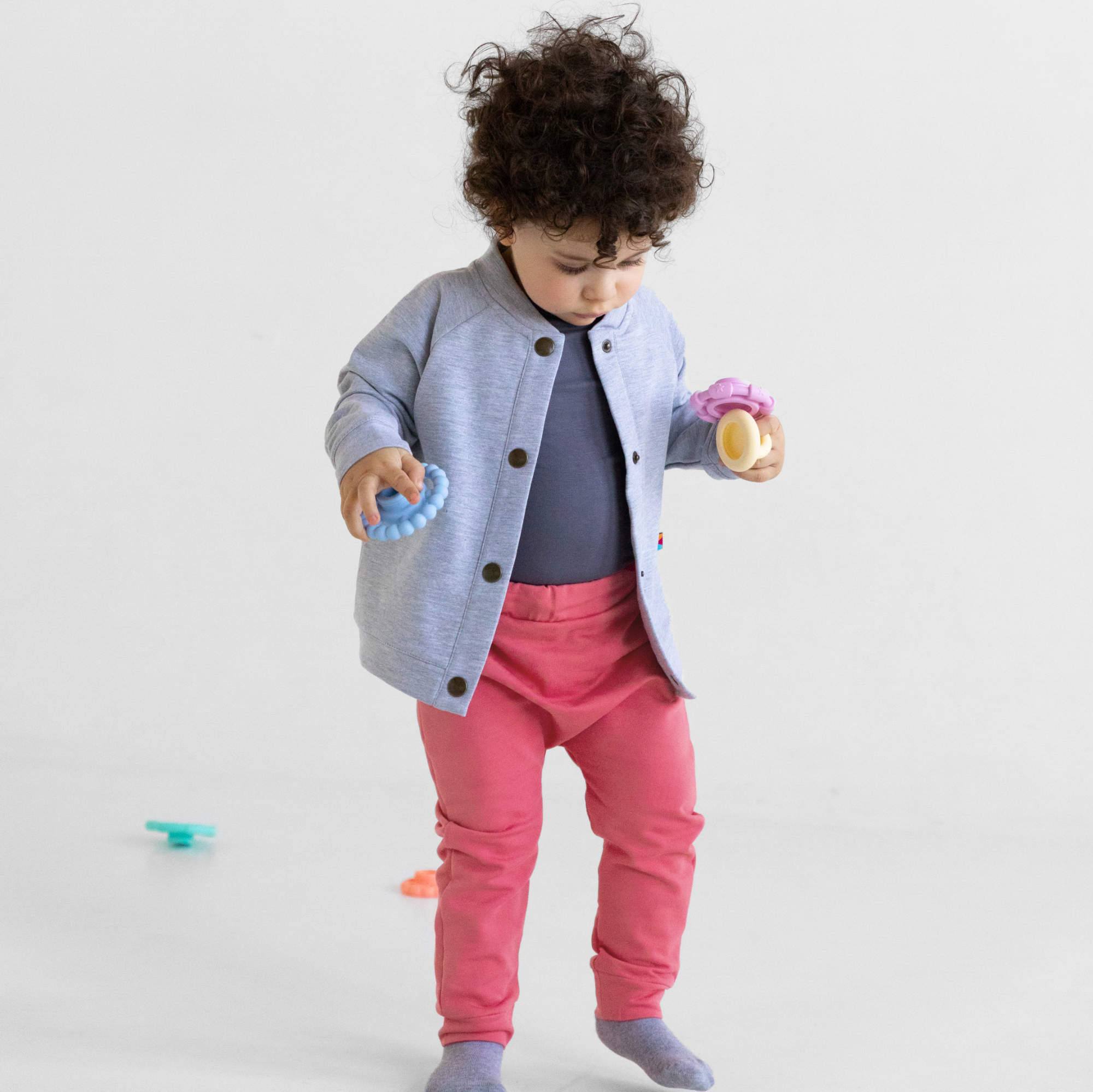 Szara bluza bomber