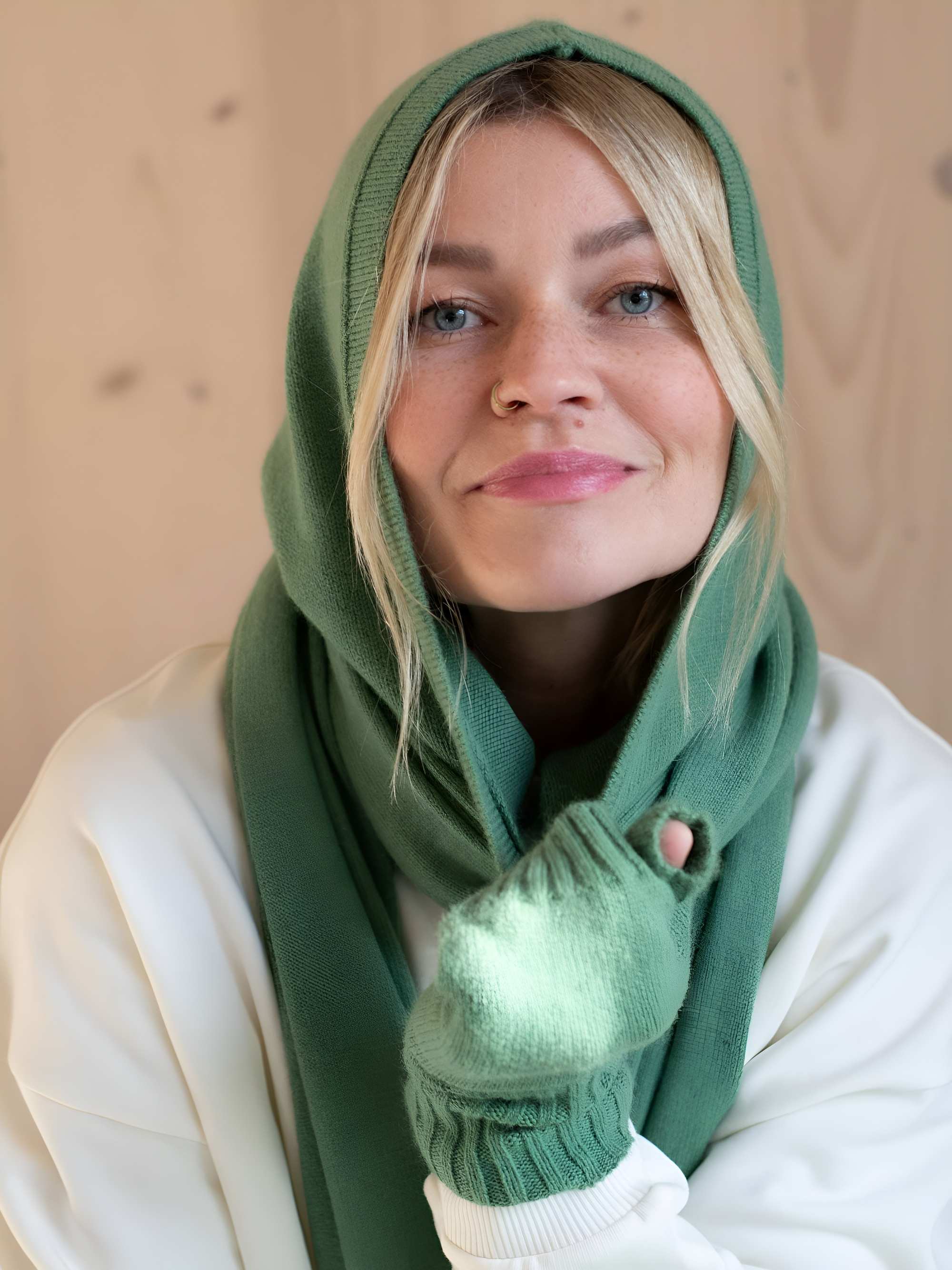Green cashmere wool balaclava with cashmere
