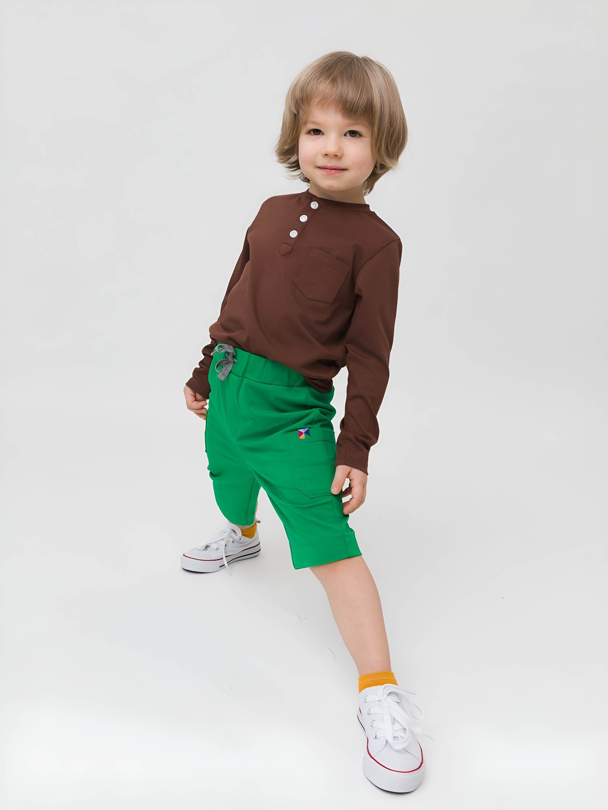 Brązowa koszulka henley