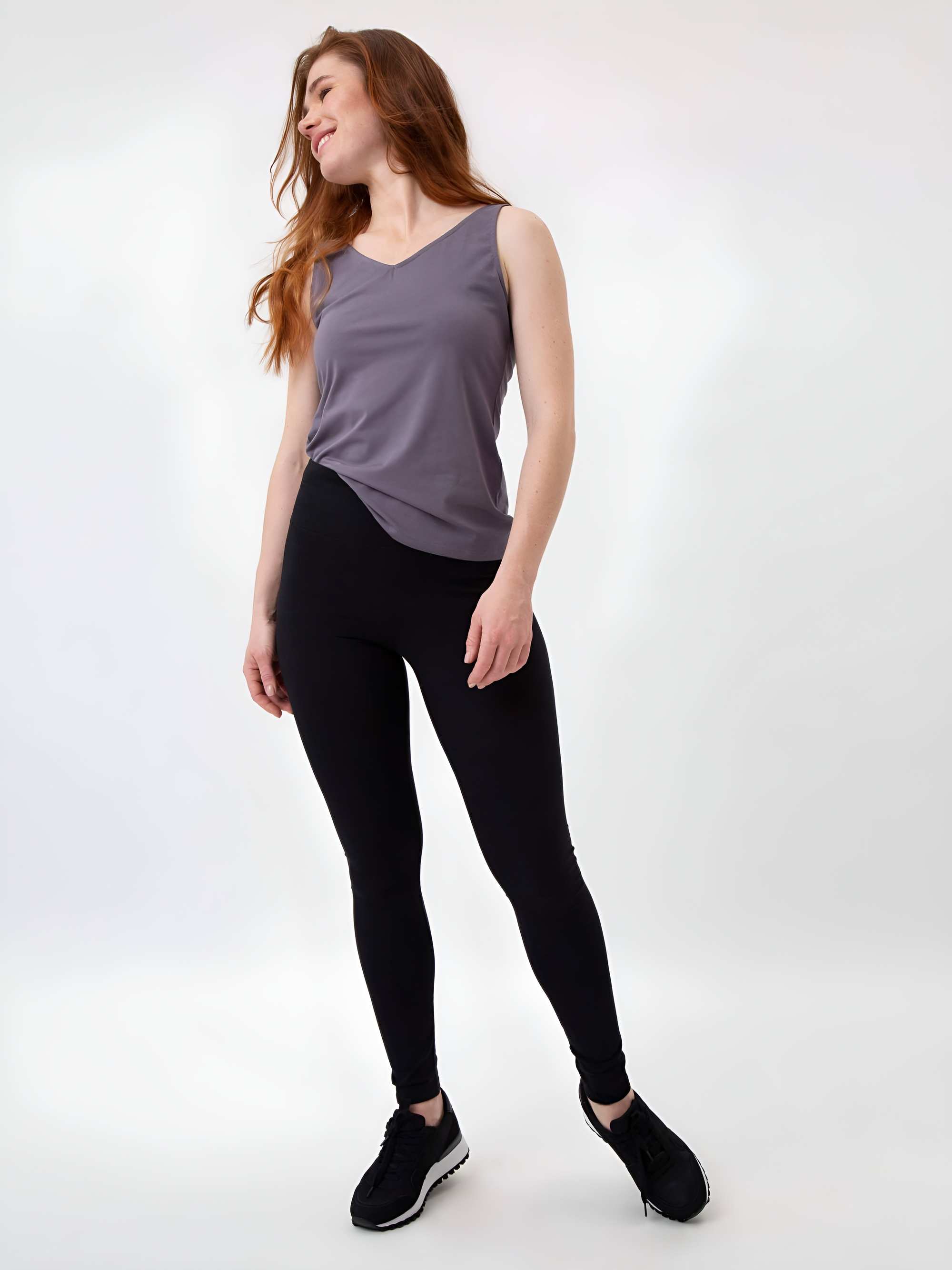 Czarne legginsy damskie
