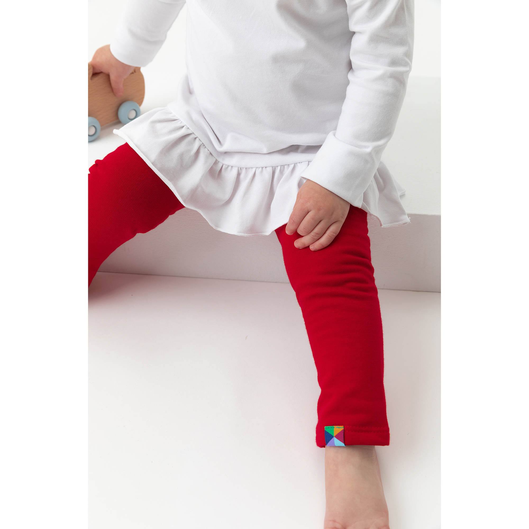 Biała bluzka z falbanką