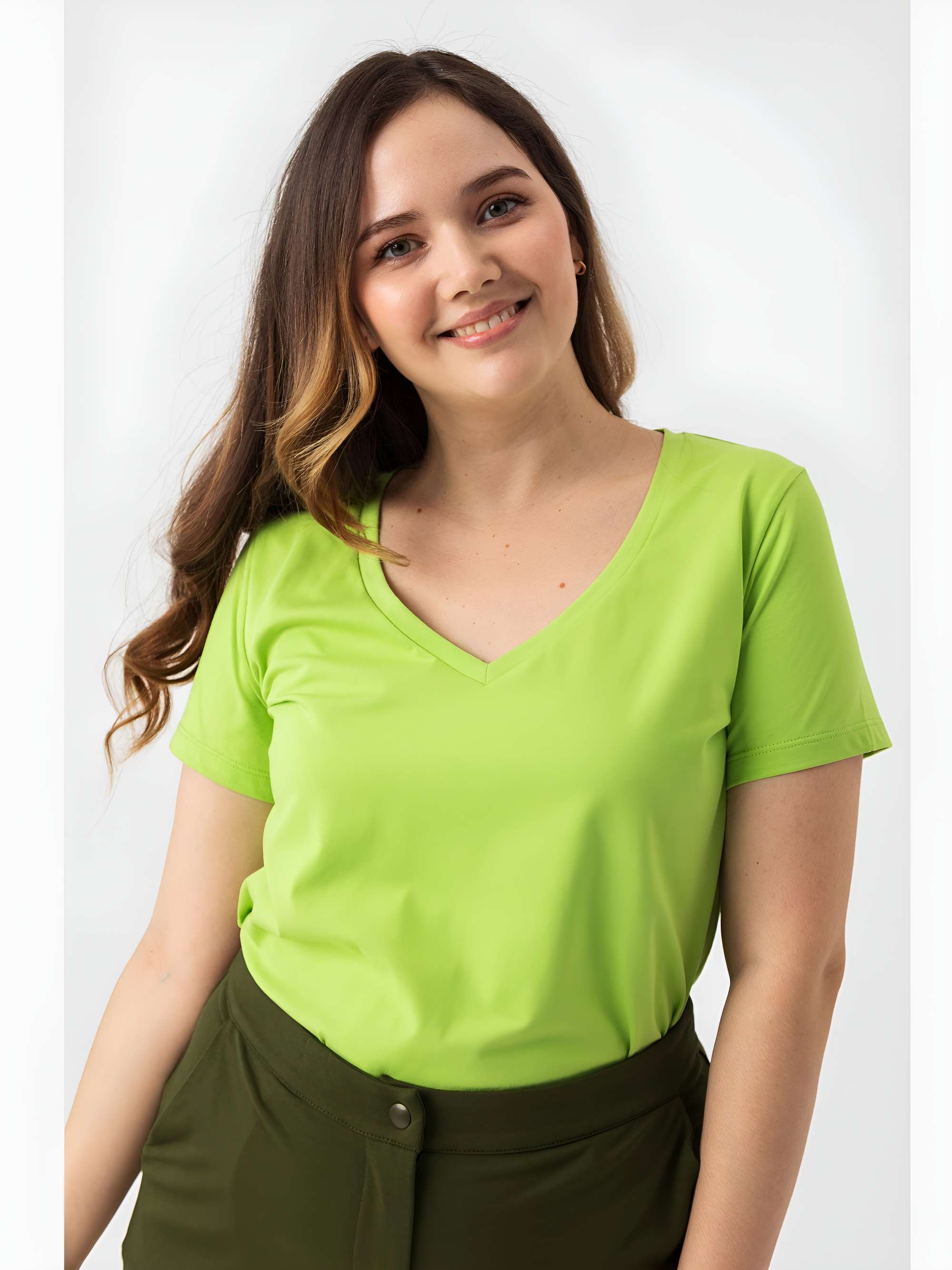 Khaki spodenki damskie na zamek