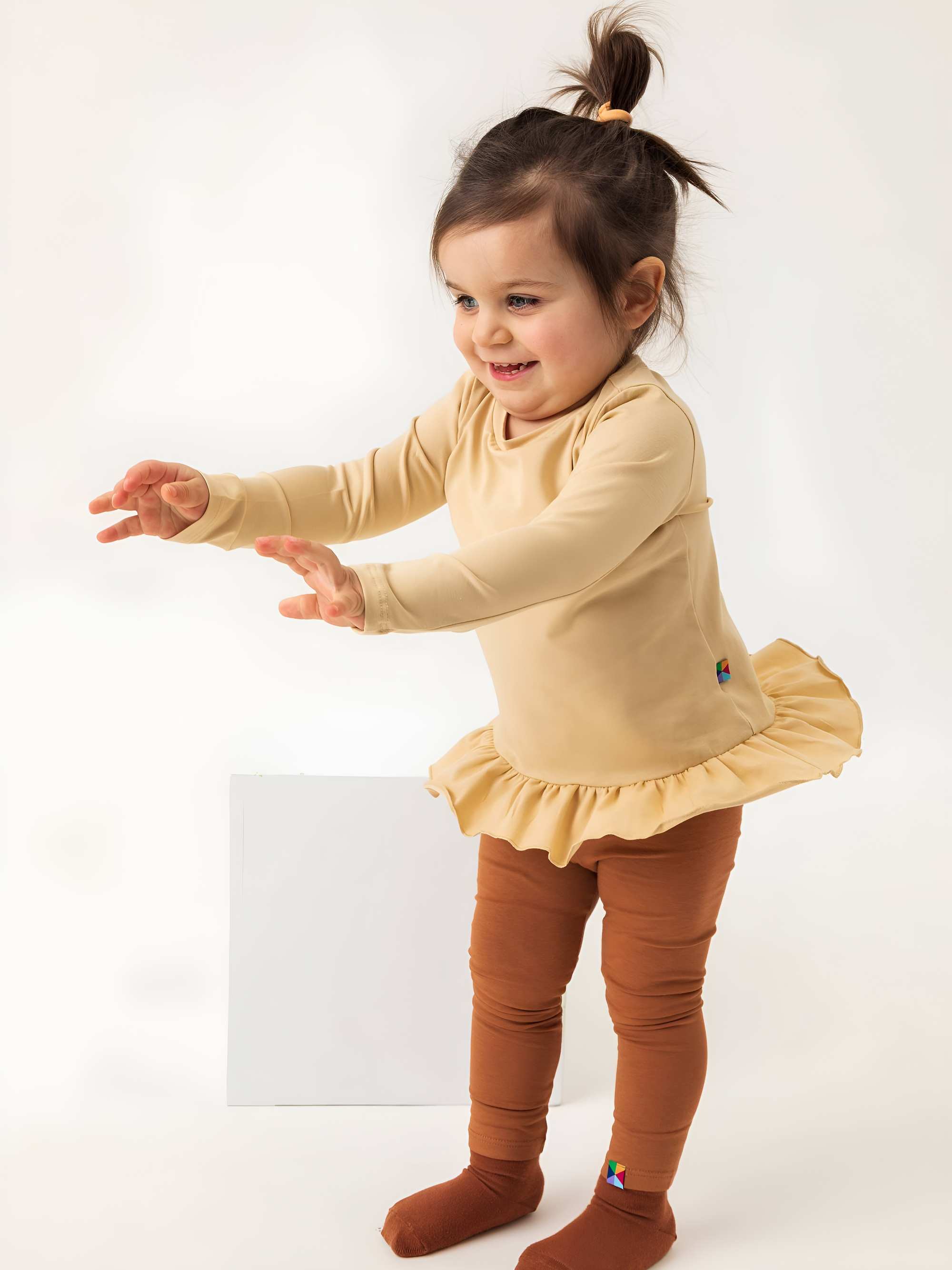 Karmelowe legginsy