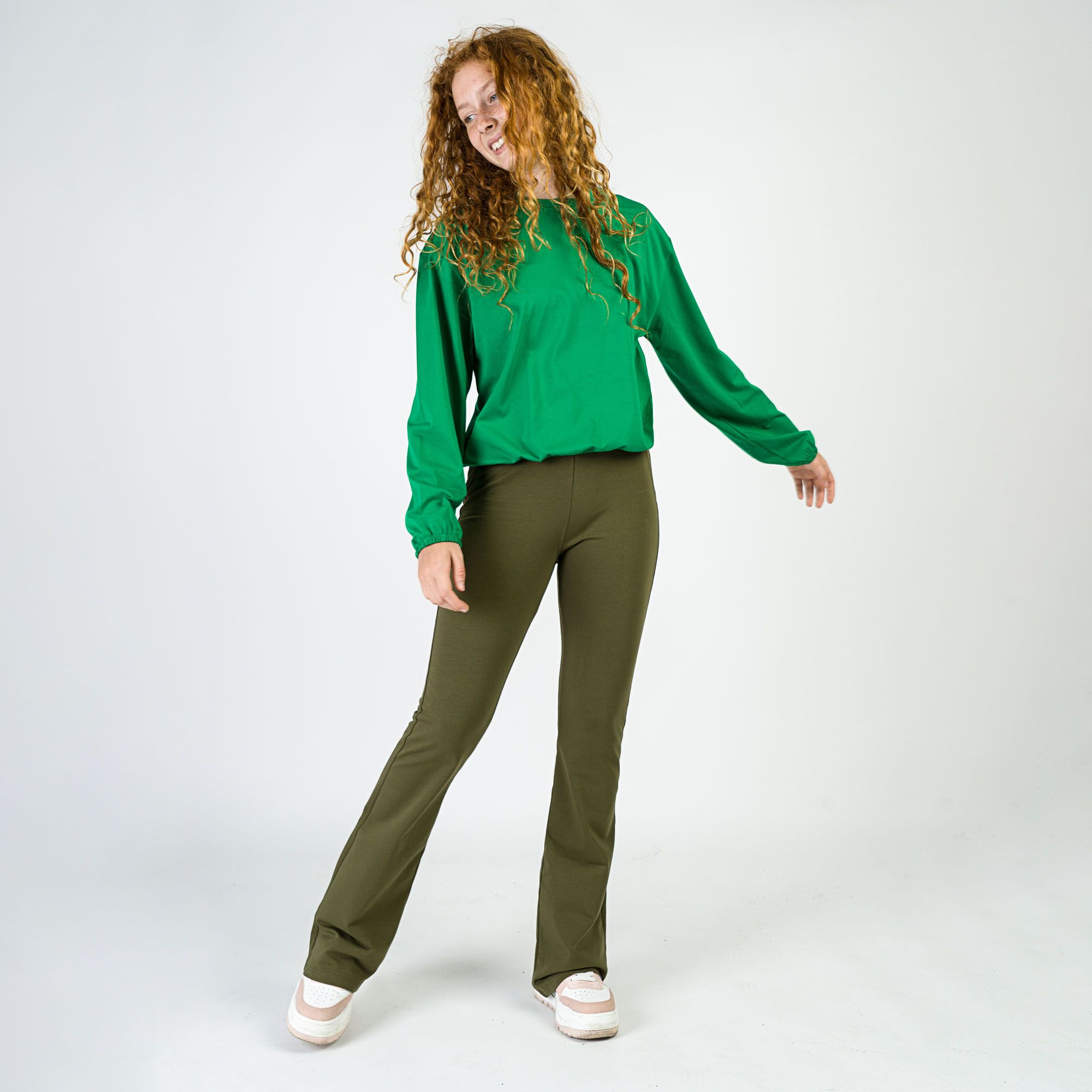 Khaki spodnie dzwony Junior