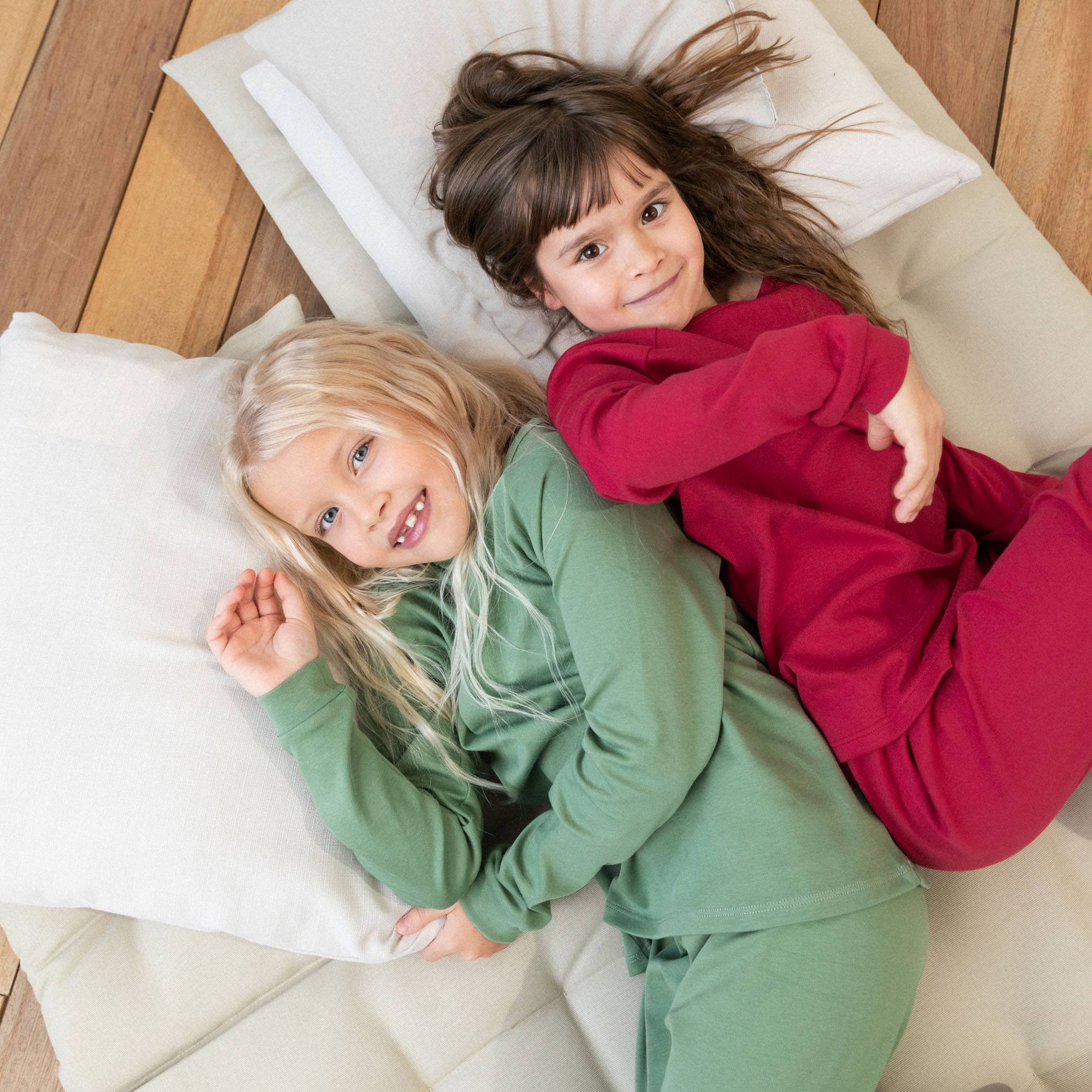 Malinowoczerowa piżama z bawełny interlock Junior