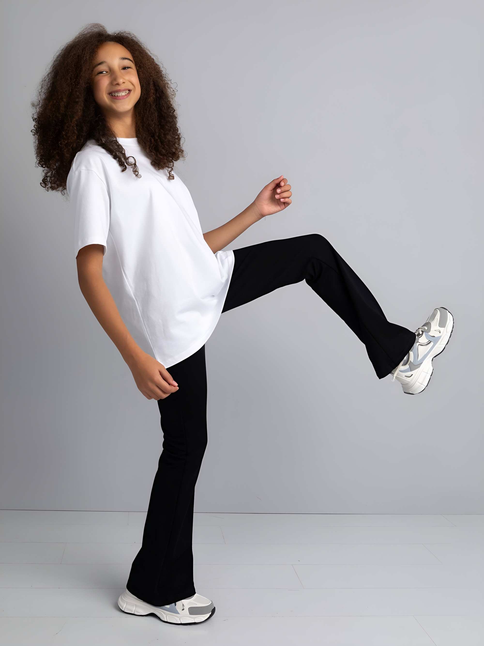 Biały T-shirt oversize