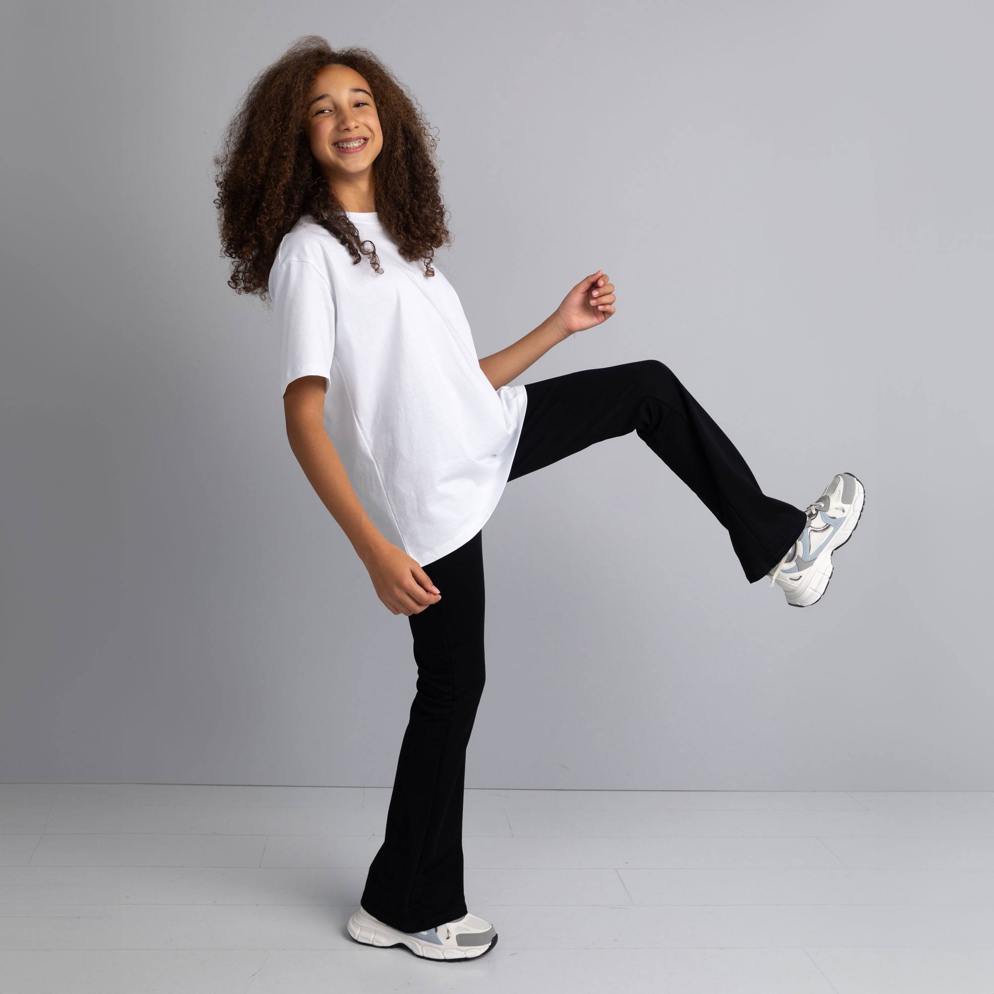 Biały T-shirt oversize