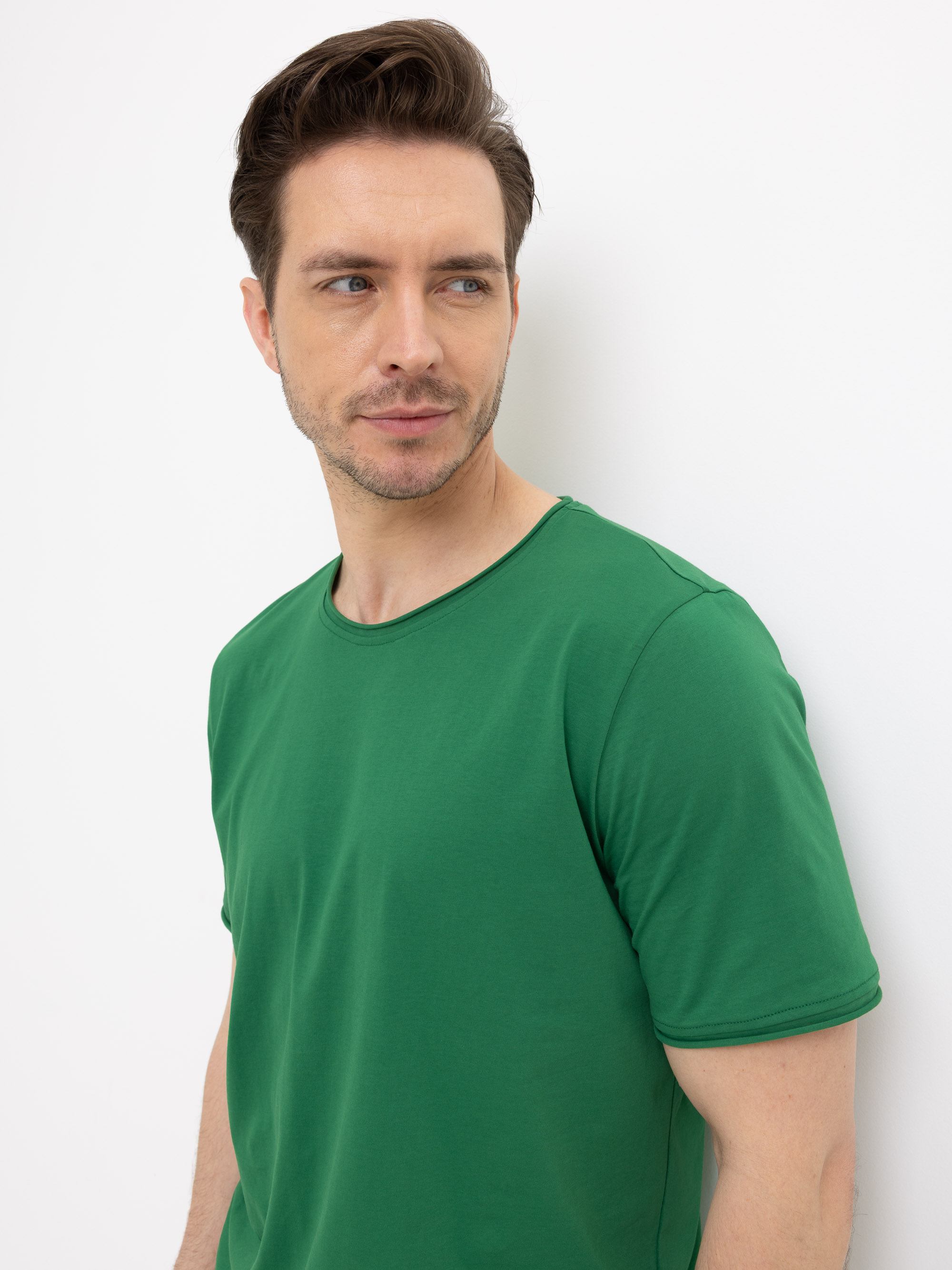 Ciemnozielony T-shirt z cienkiej dzianiny męski