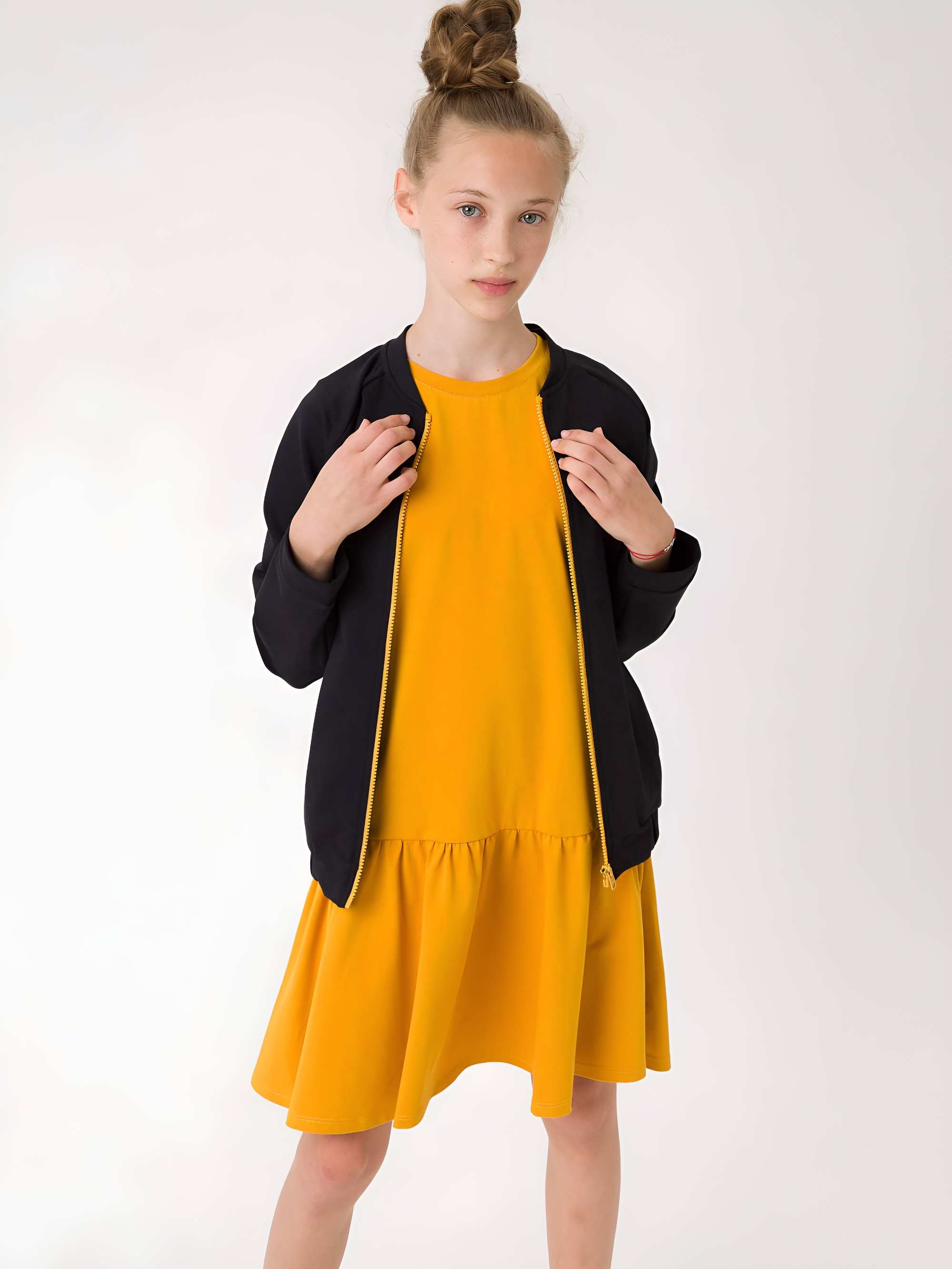 Czarna bluza na zamek Junior