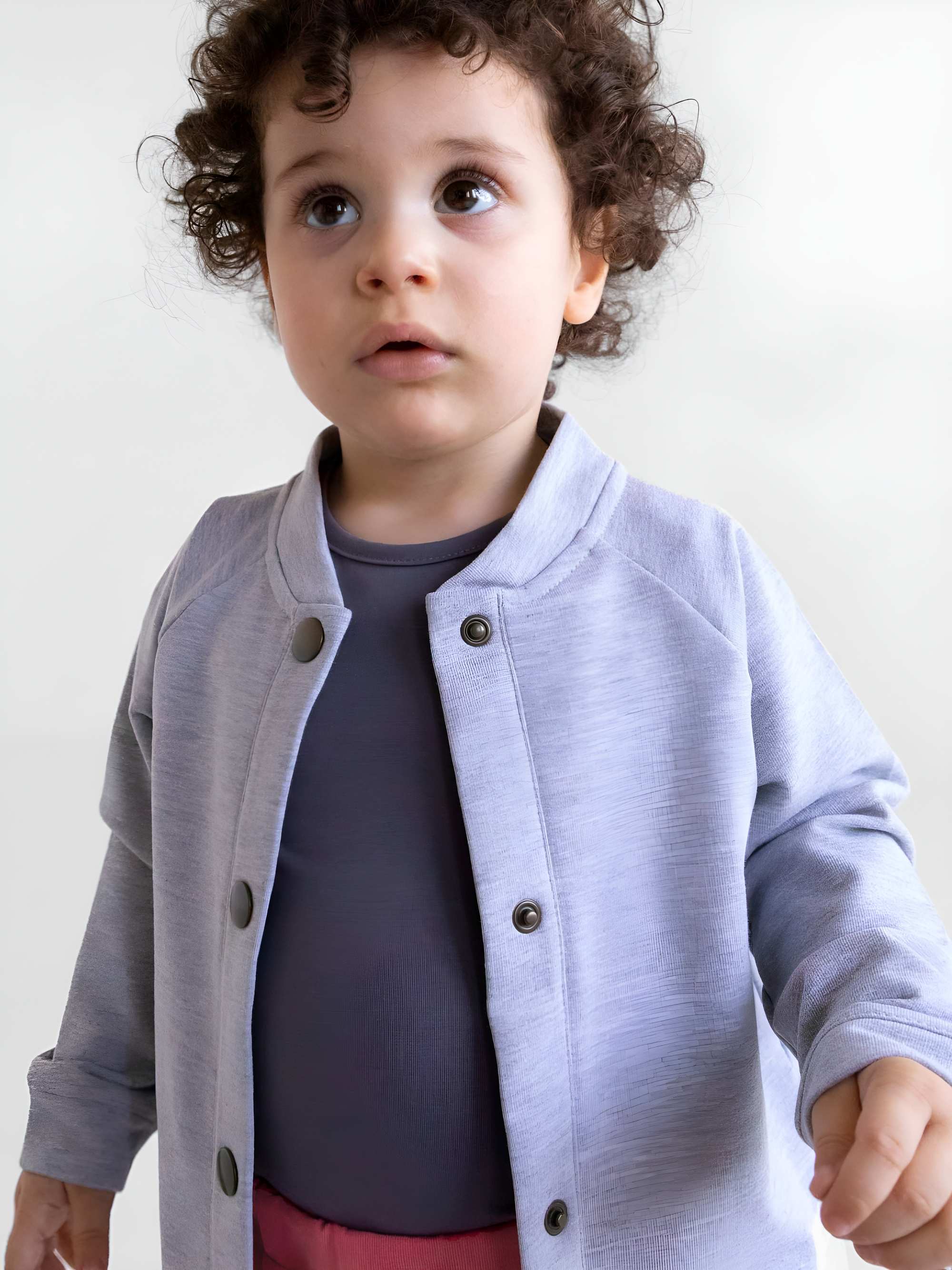 Szara bluza bomber