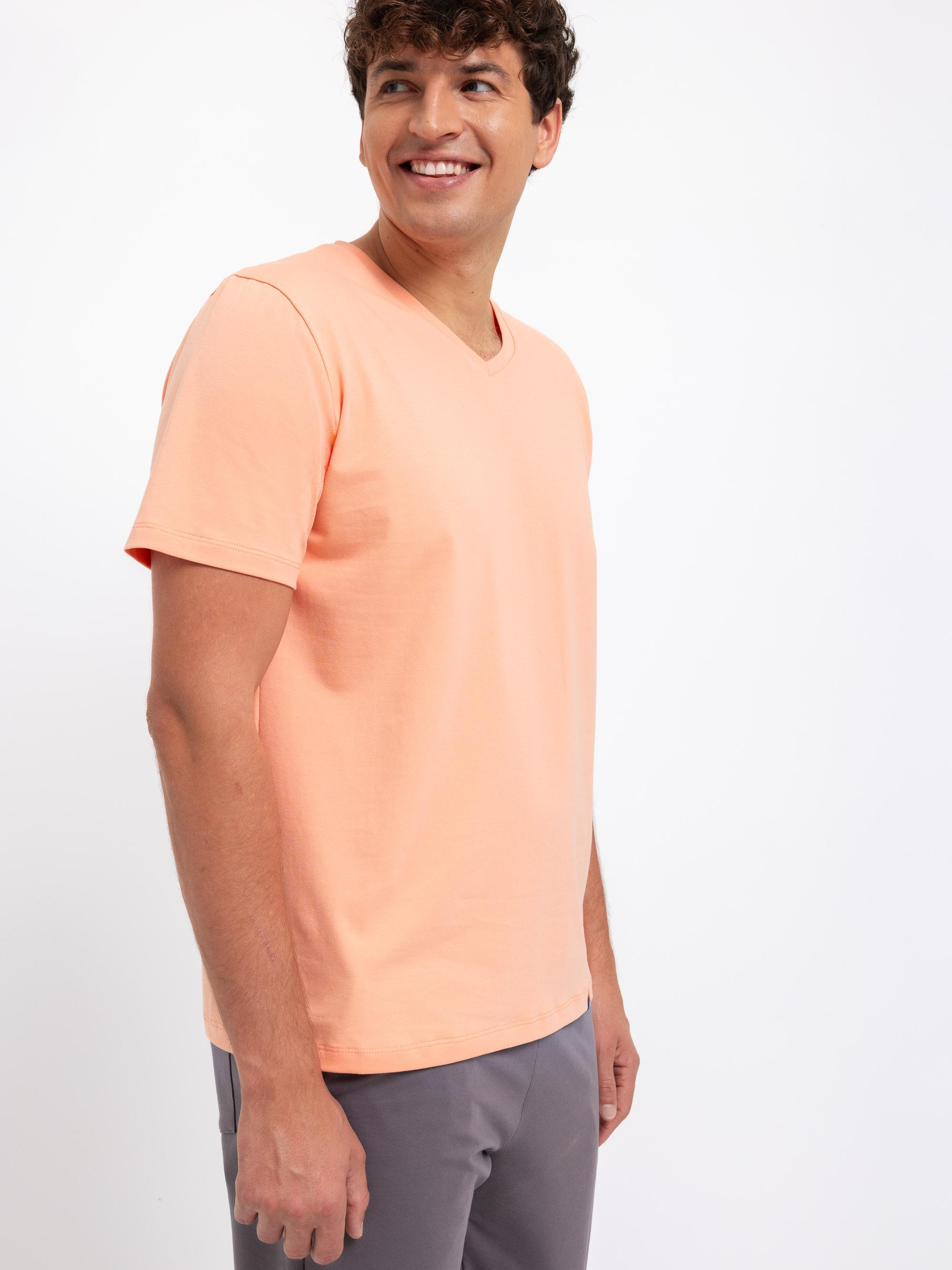 Morelowy T-shirt w serek męski