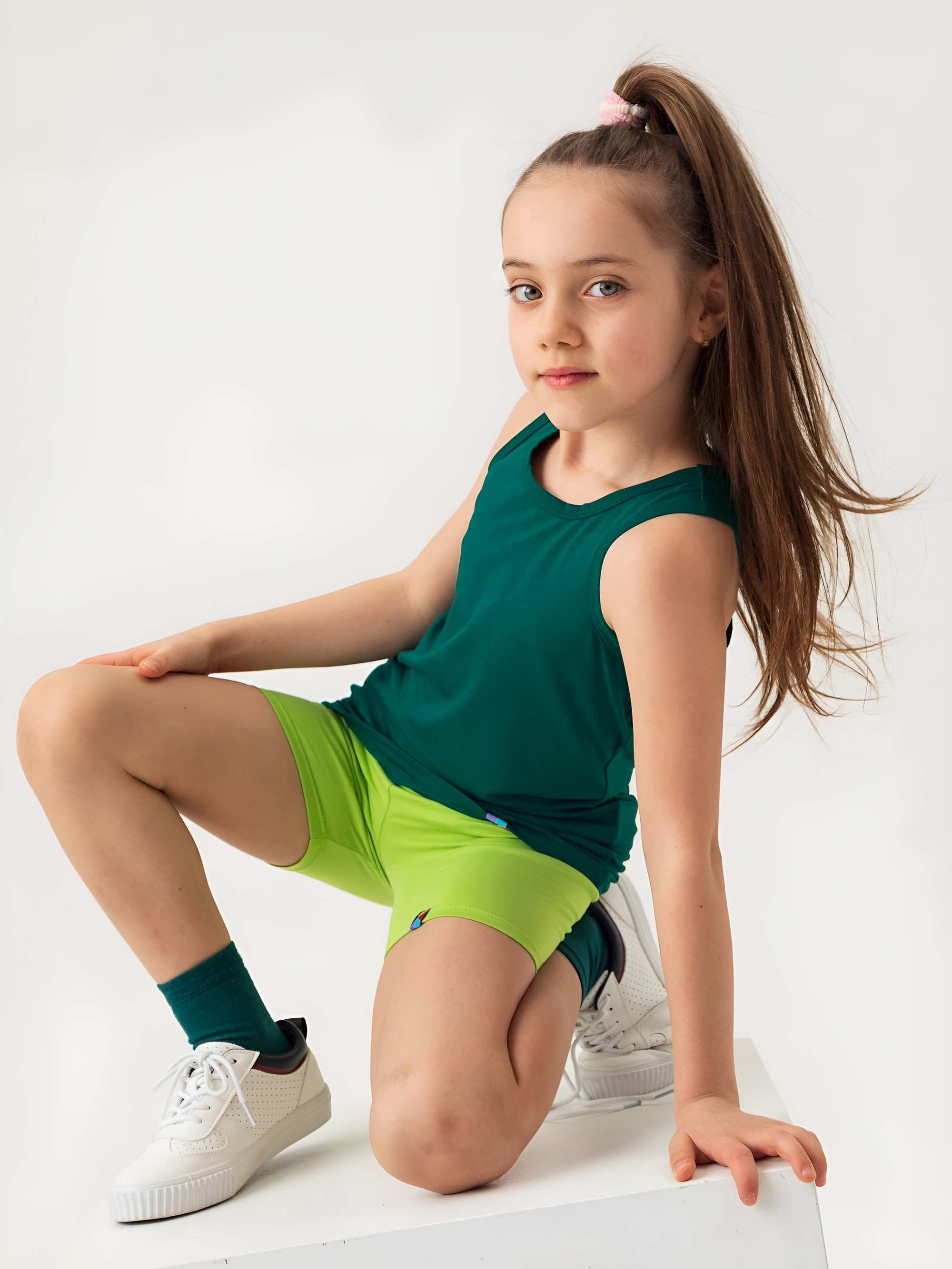 Limonkowe legginsy krótkie
