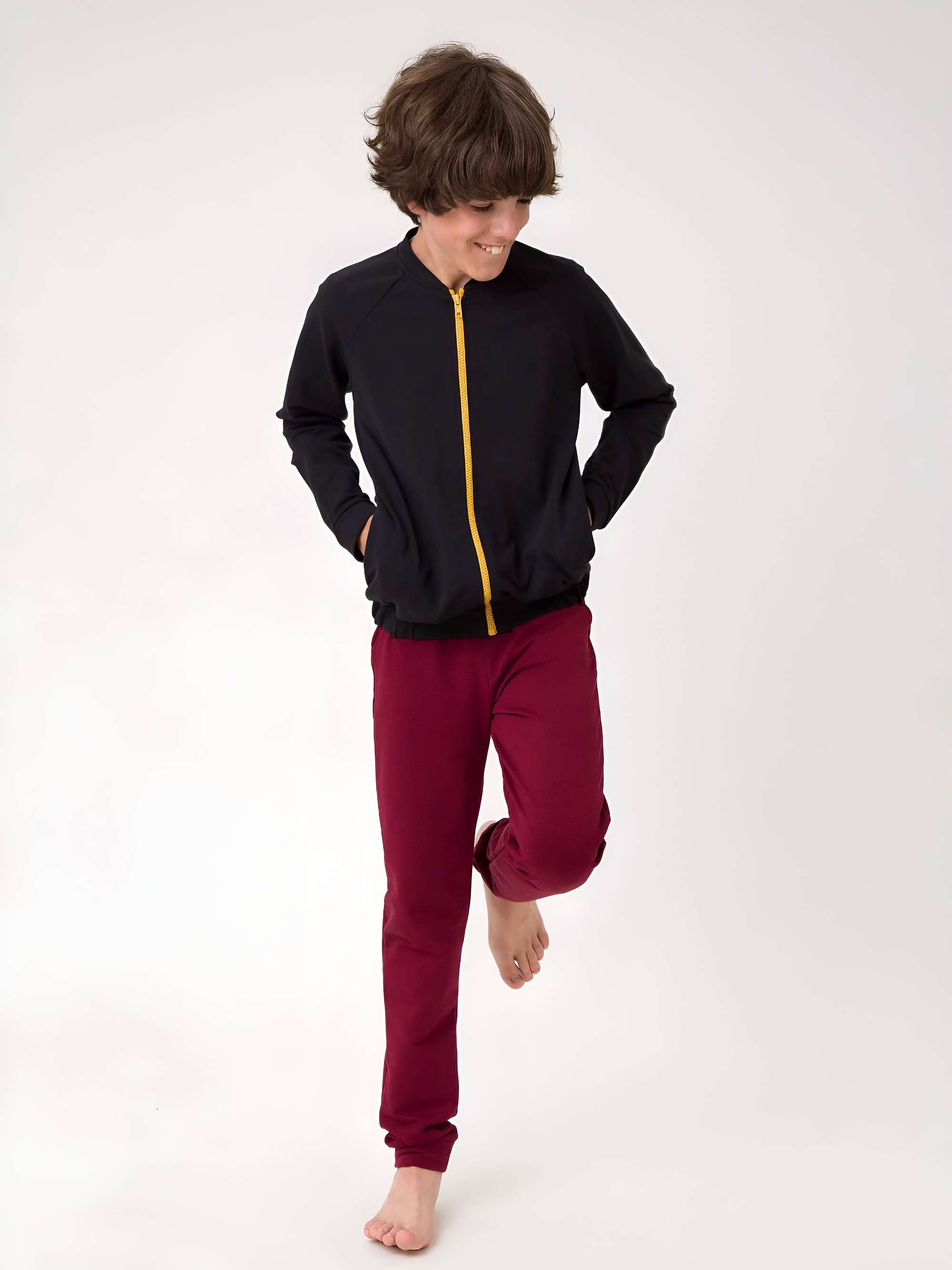 Czarna bluza na zamek Junior