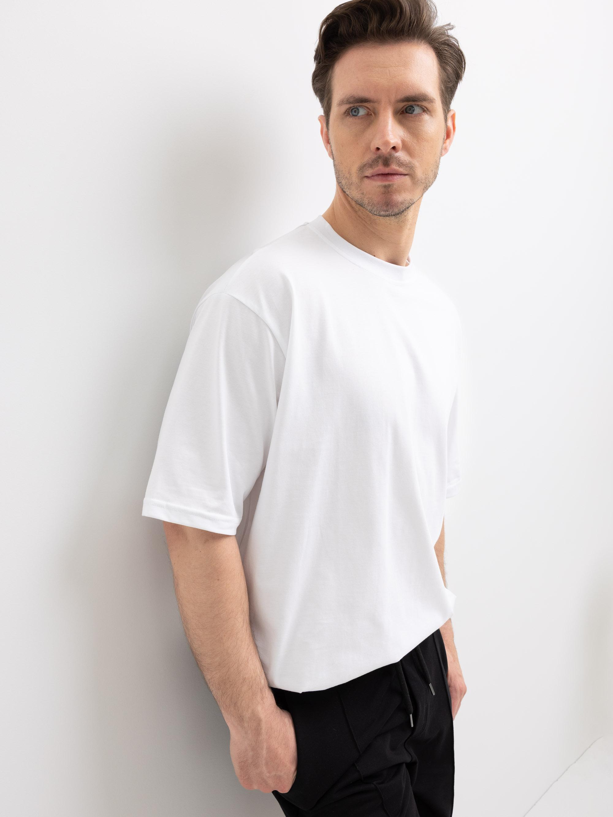 Biały T-shirt oversize męski