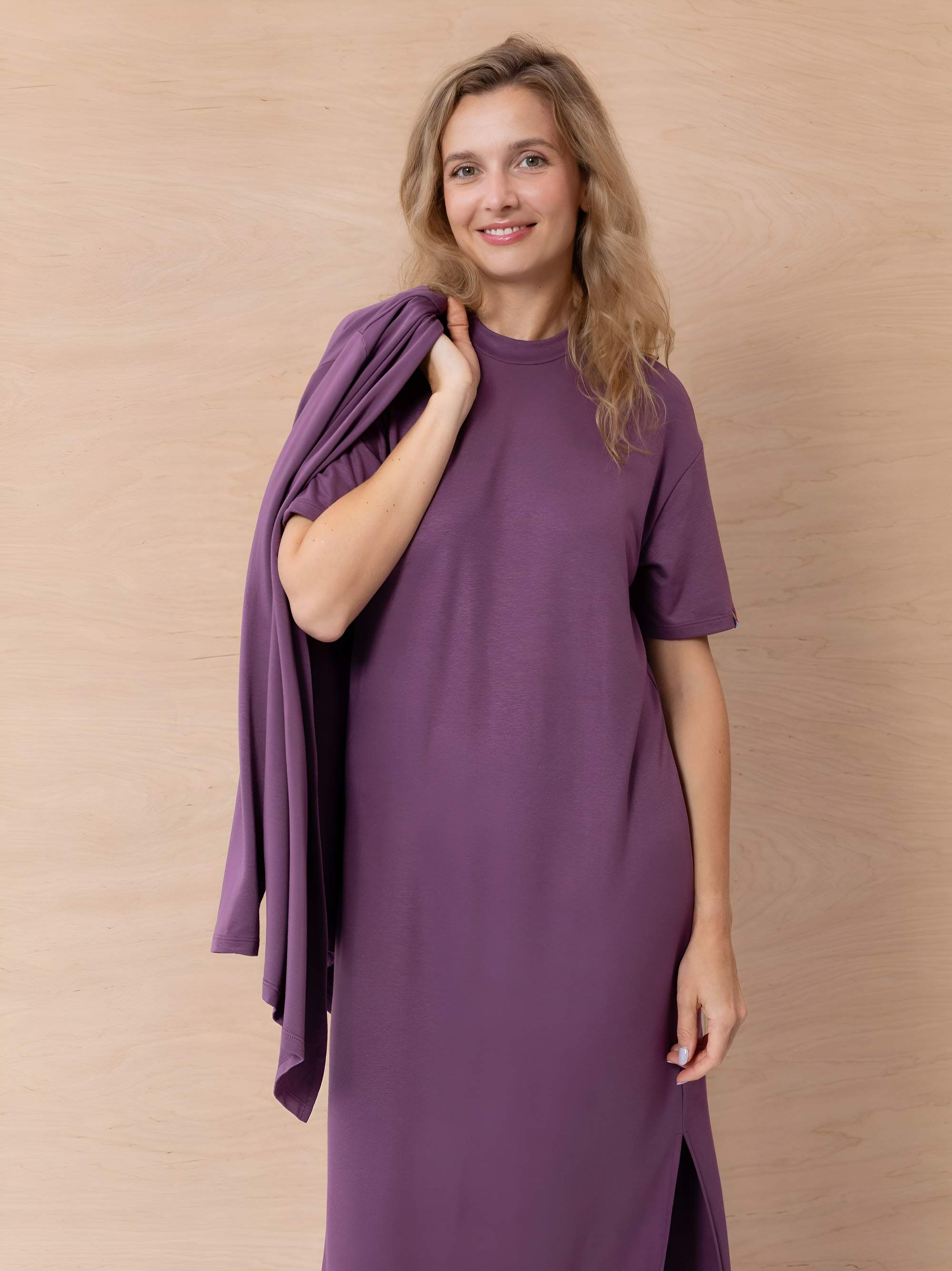 Plum dress with slits Women
