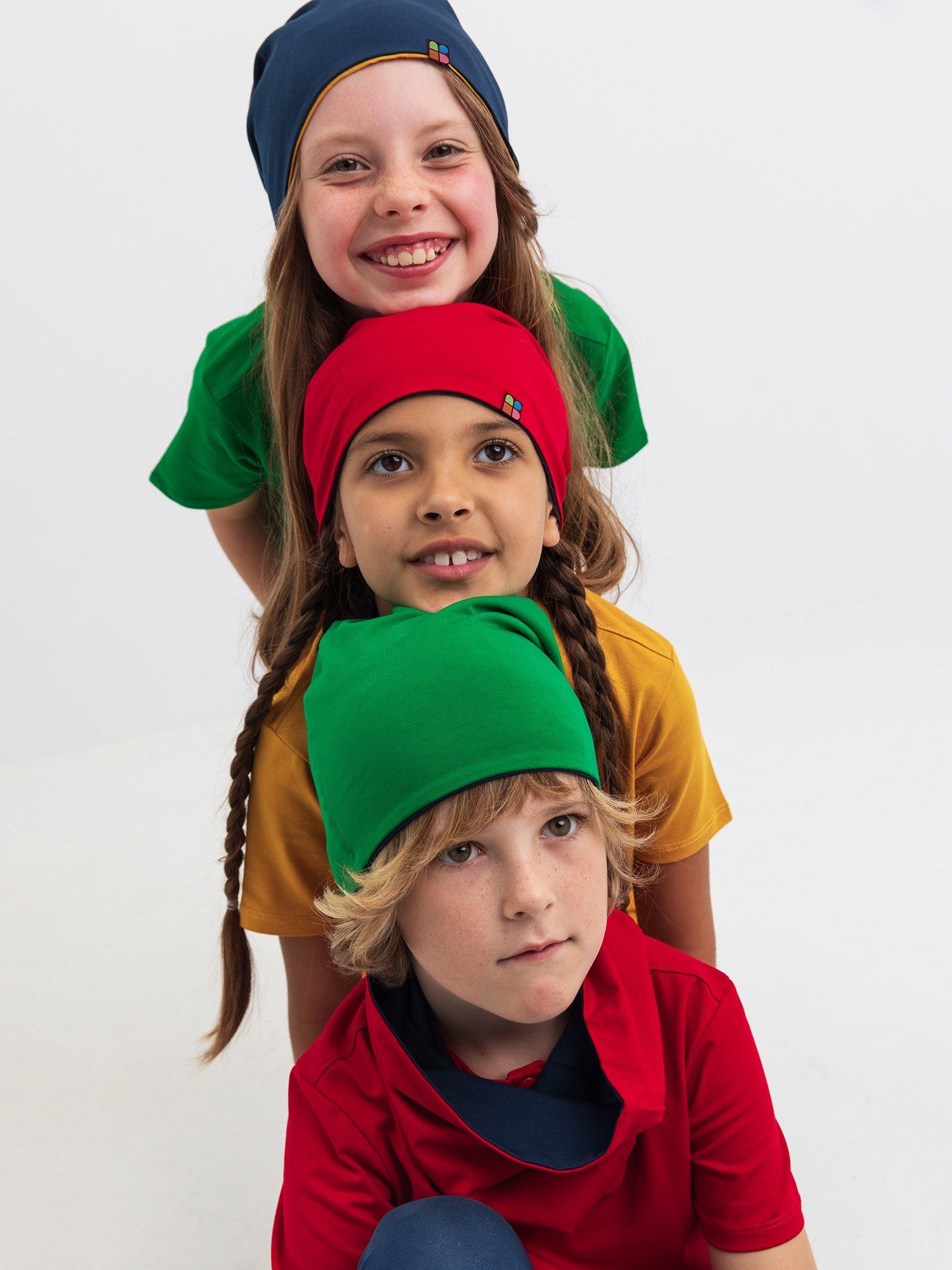 Red-navy blue Reversible Beanie & Neck Warmer Set Junior