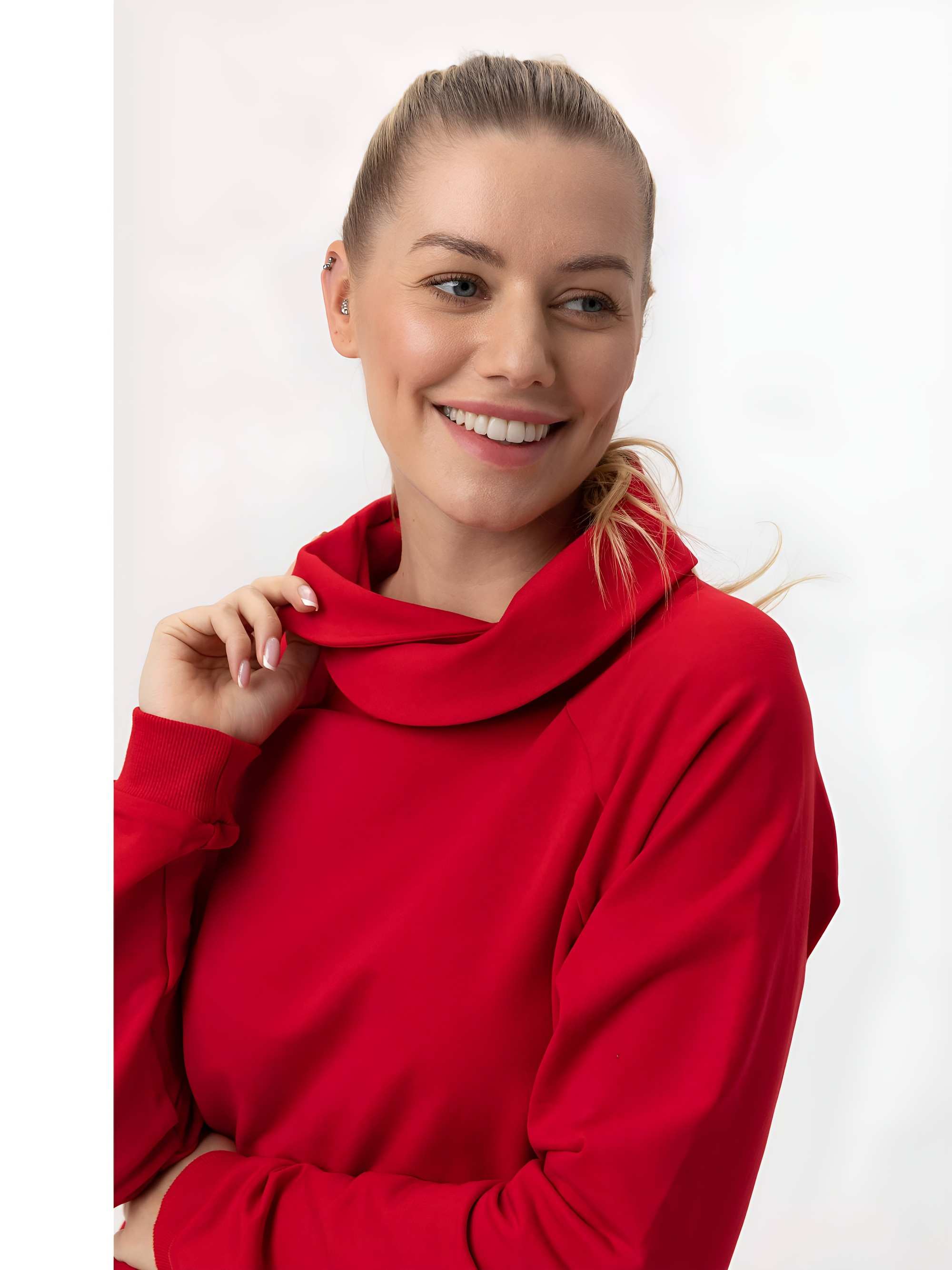 Czerwona bluza z szalem damska