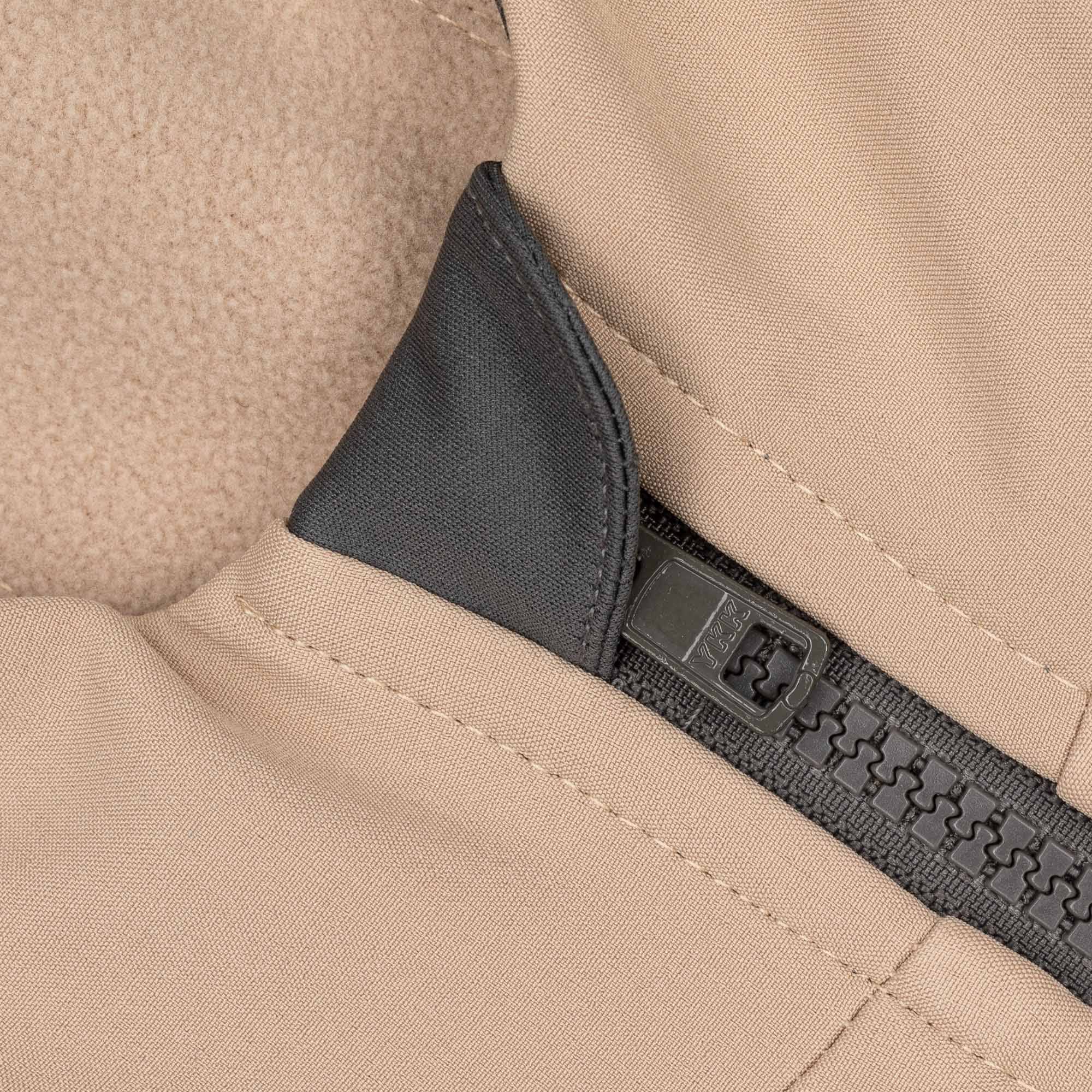Beżowa kurtka softshell